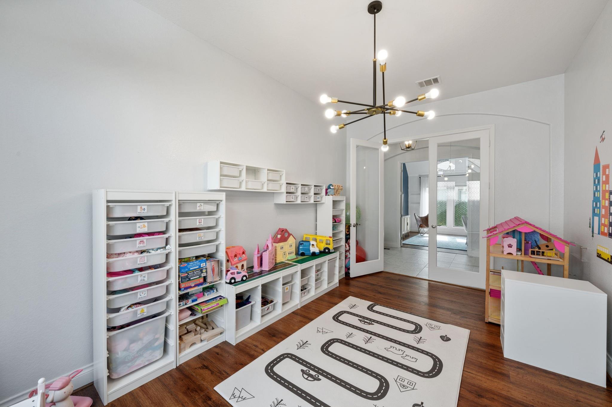 2119 Blackhawk Ridge Lane