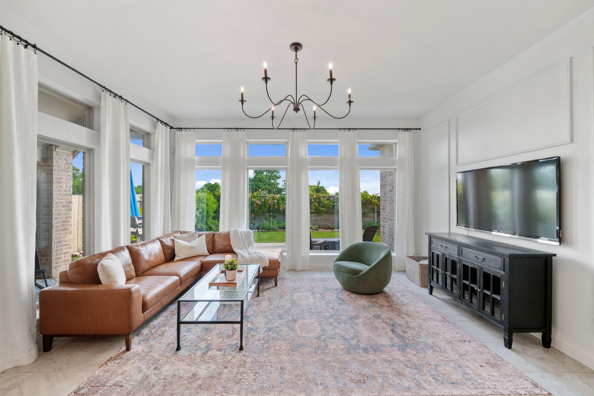 2119 Blackhawk Ridge Lane