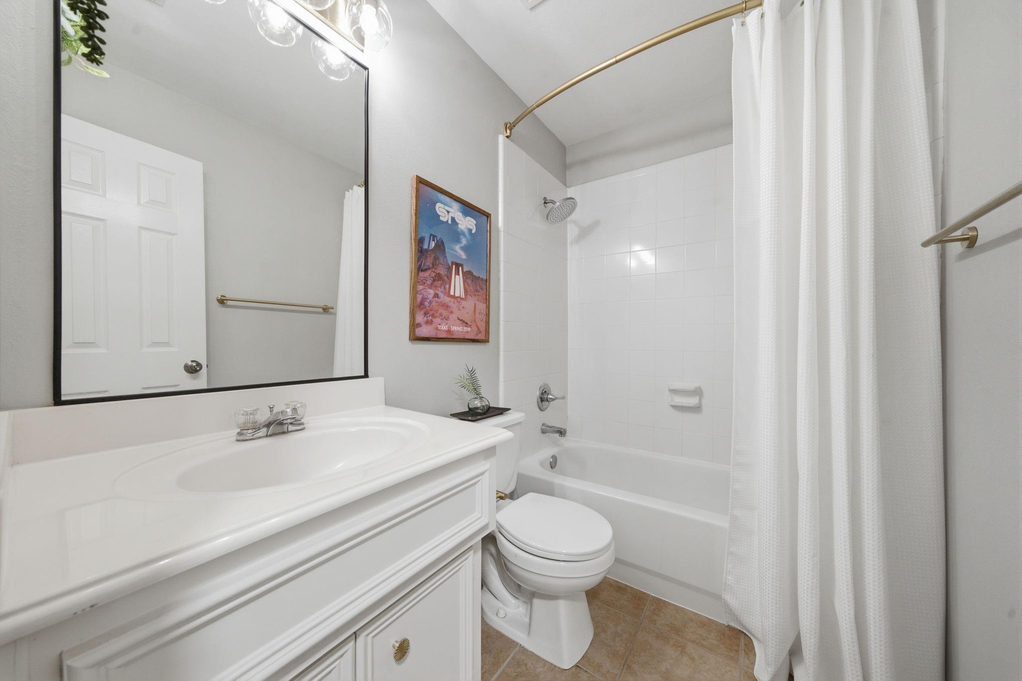 834 W Heights Hollow Lane