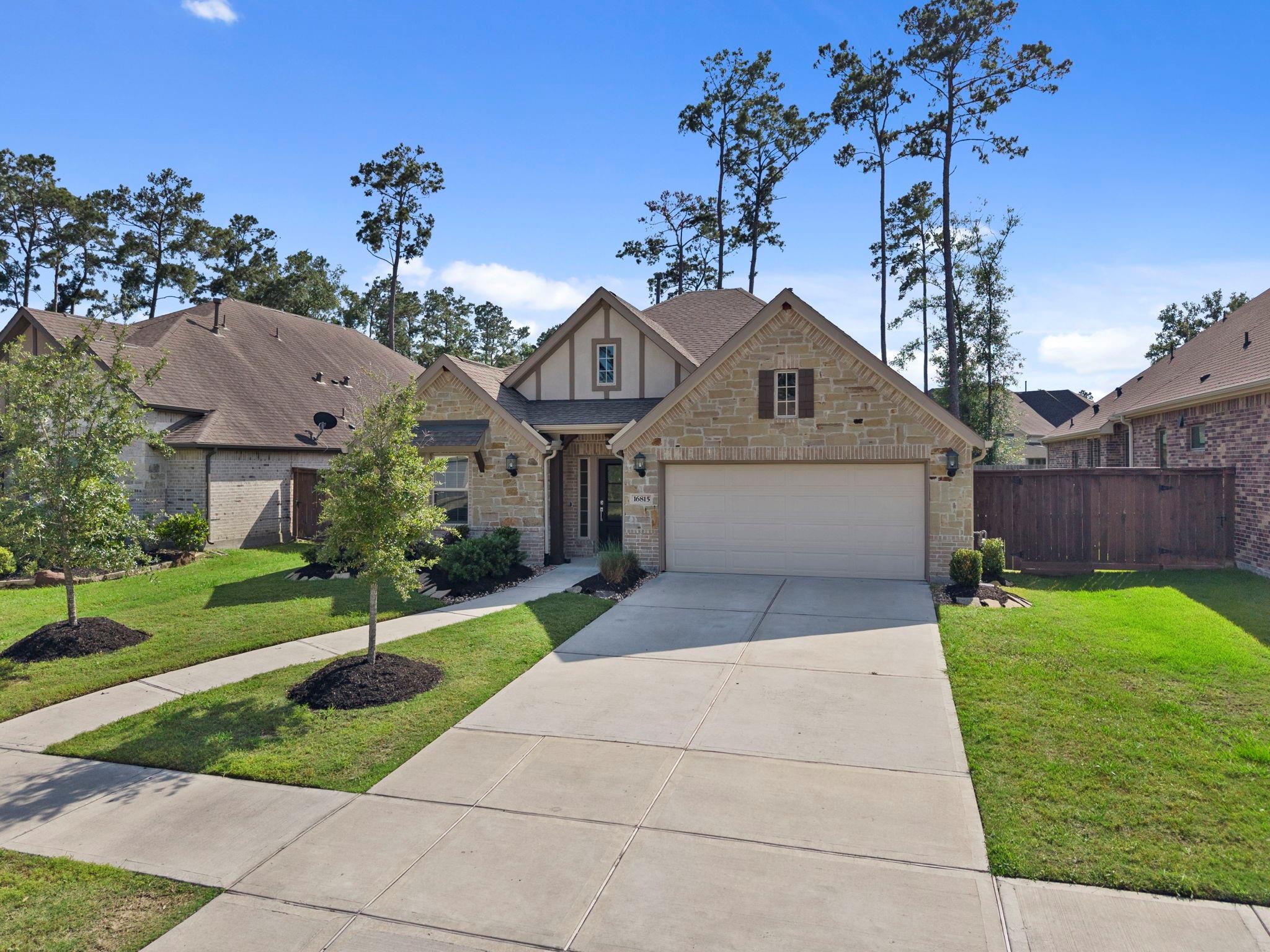 16815 Lantana Valley Place