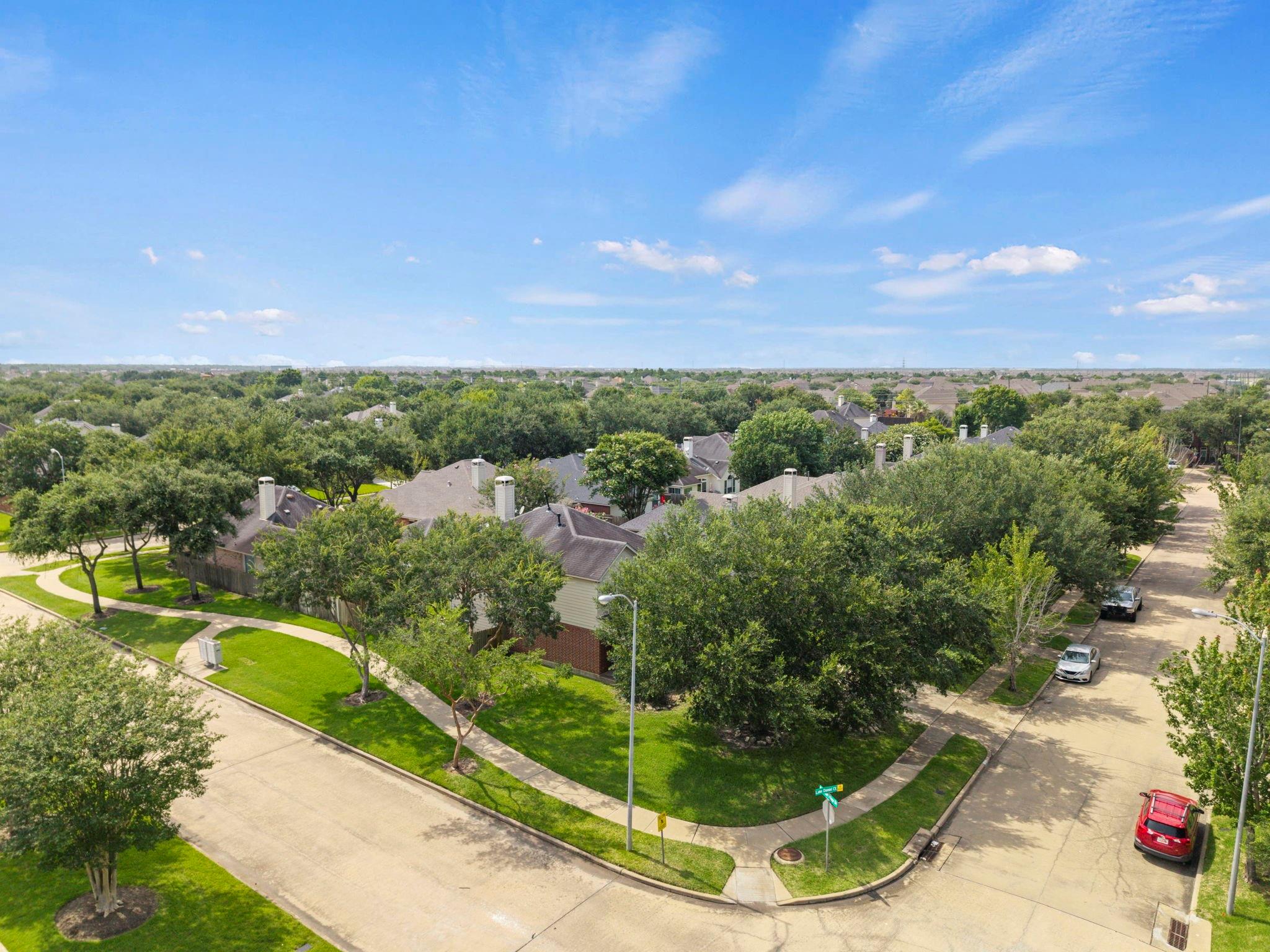 4903 Lake Daniel Court