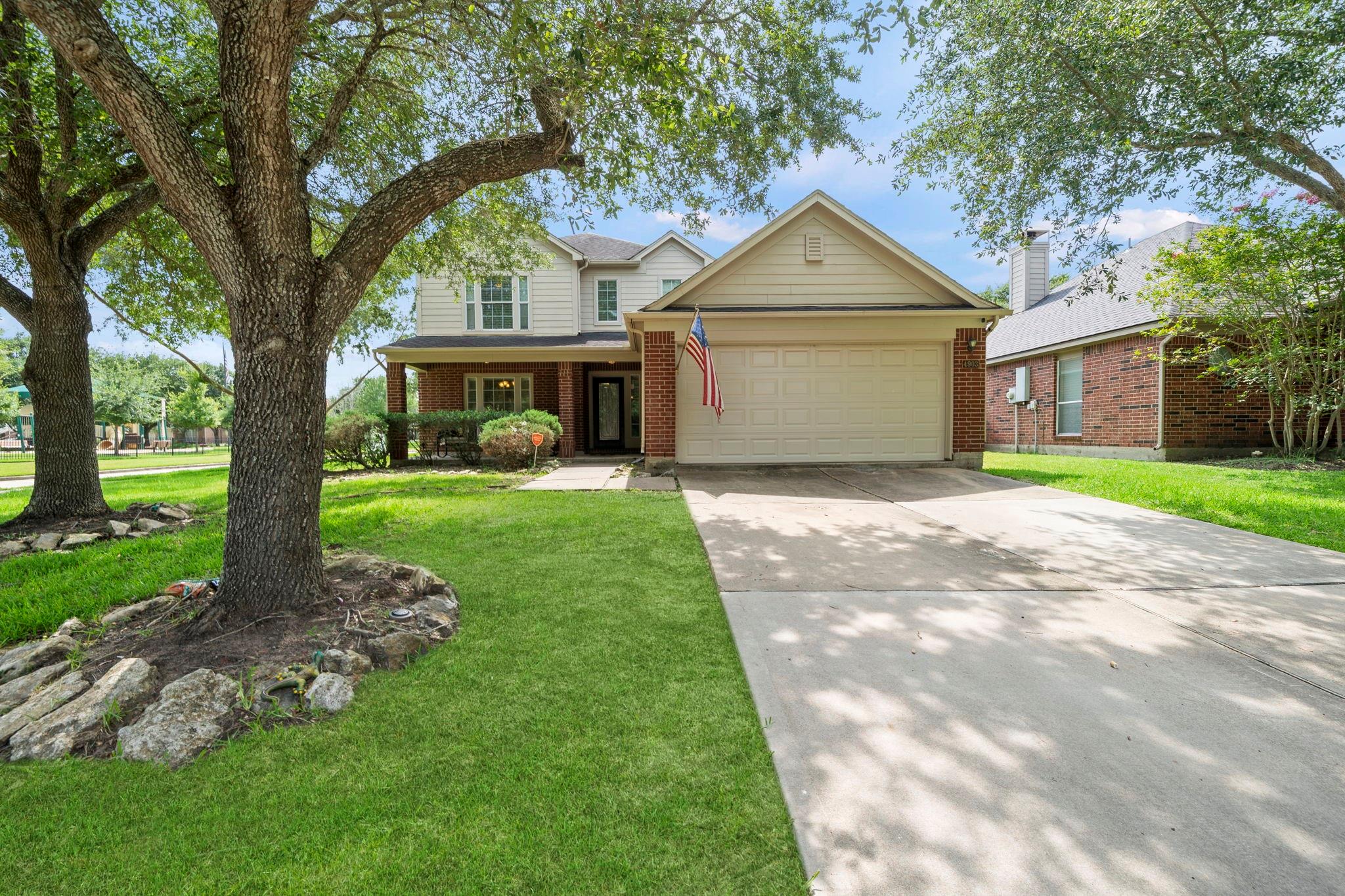 4903 Lake Daniel Court