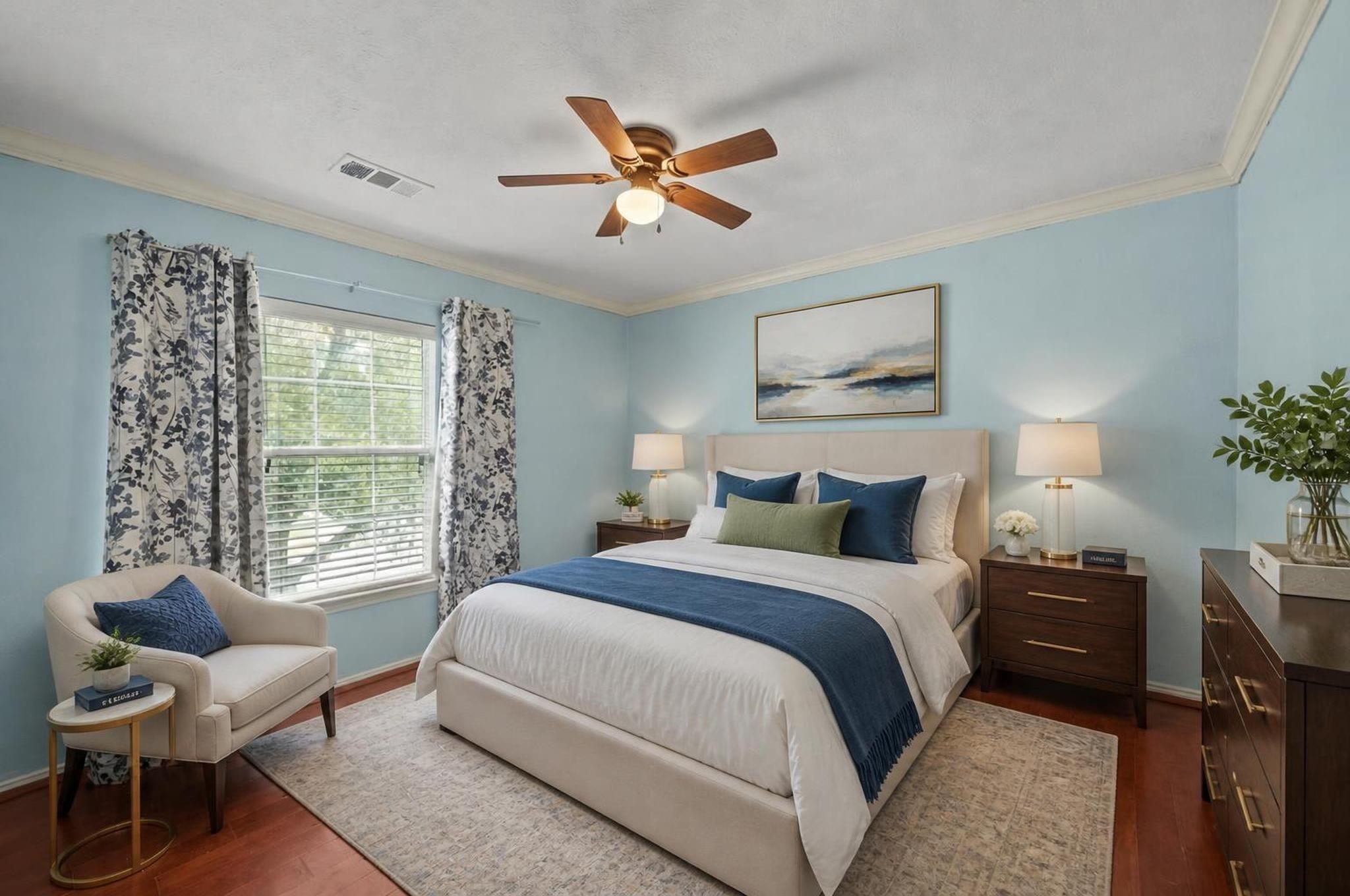4903 Lake Daniel Court