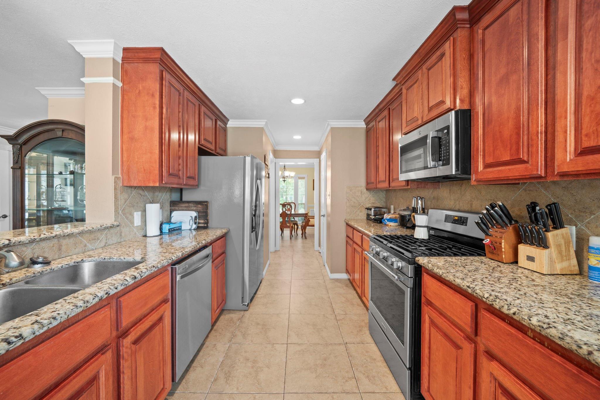 4903 Lake Daniel Court