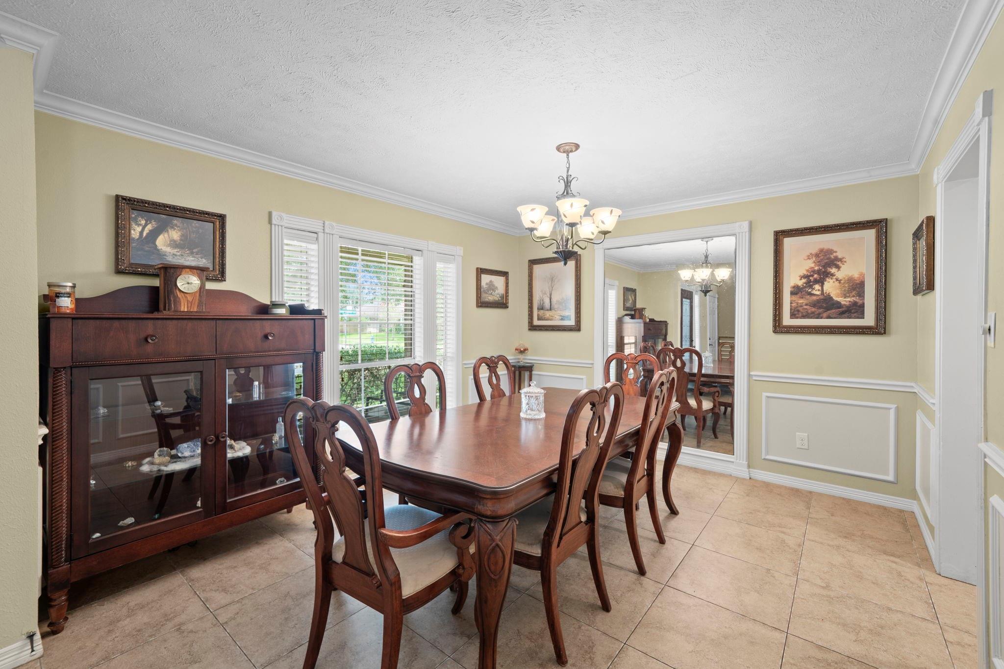 4903 Lake Daniel Court