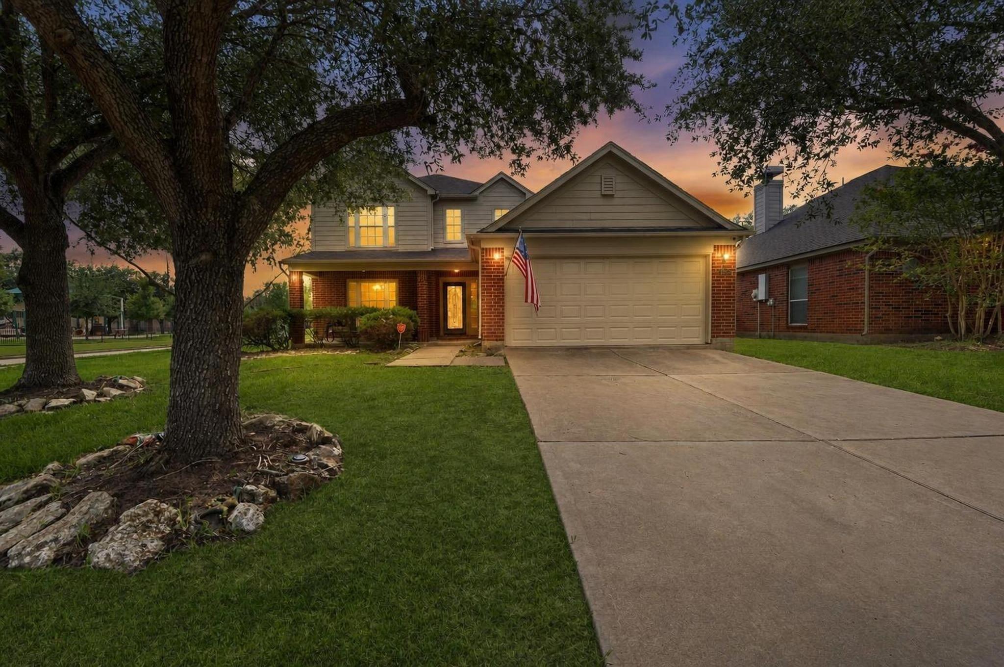 4903 Lake Daniel Court
