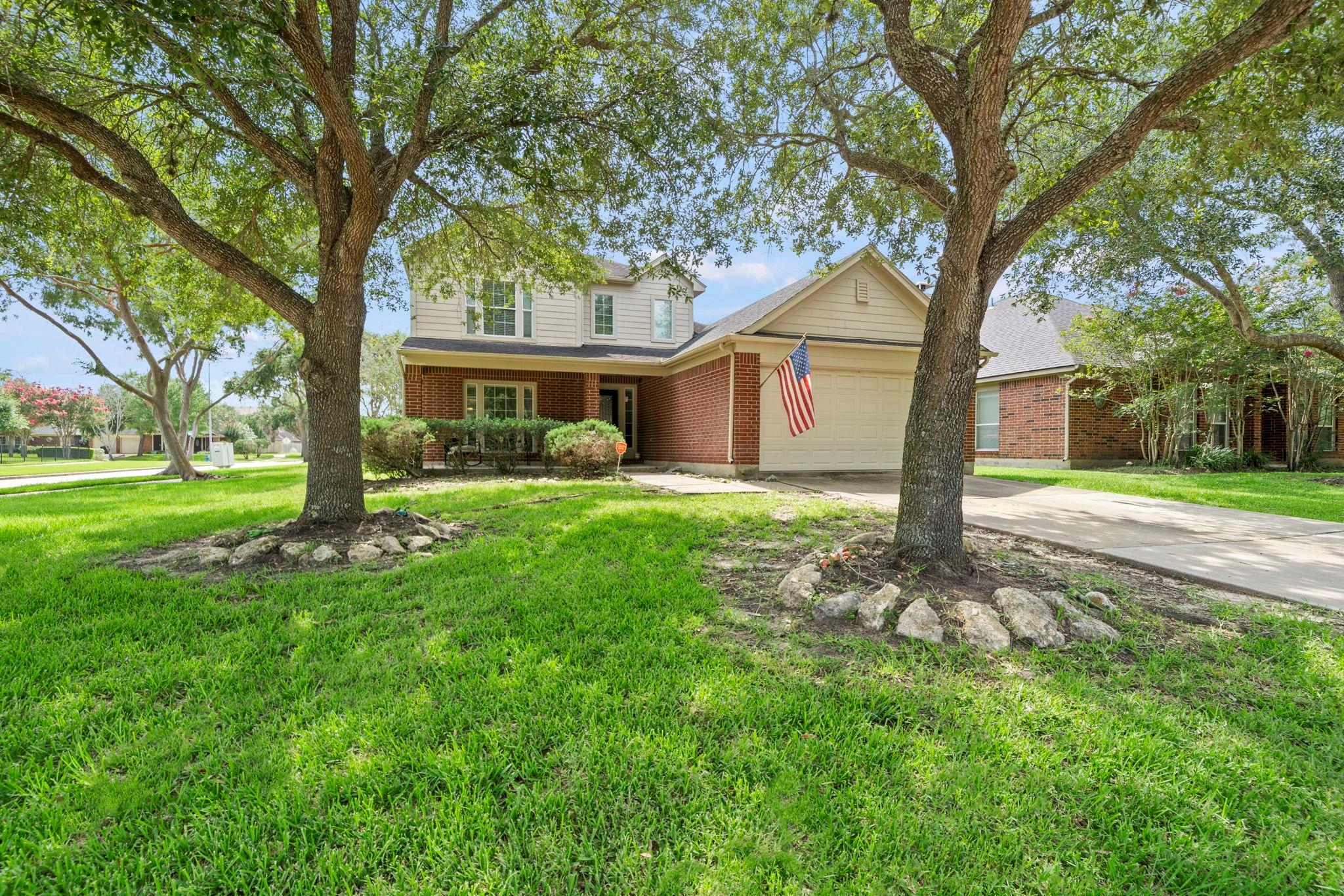 4903 Lake Daniel Court