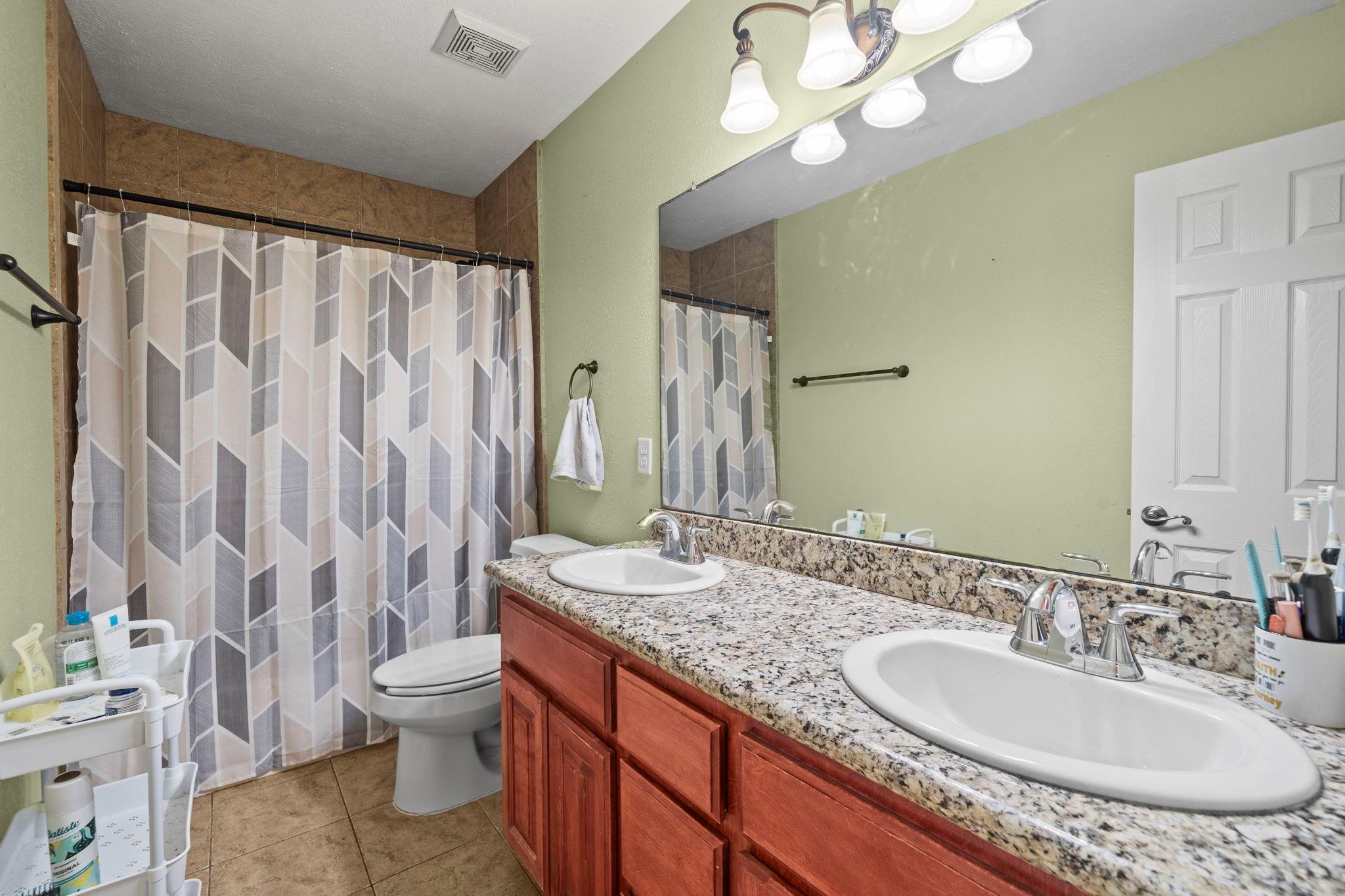 4903 Lake Daniel Court