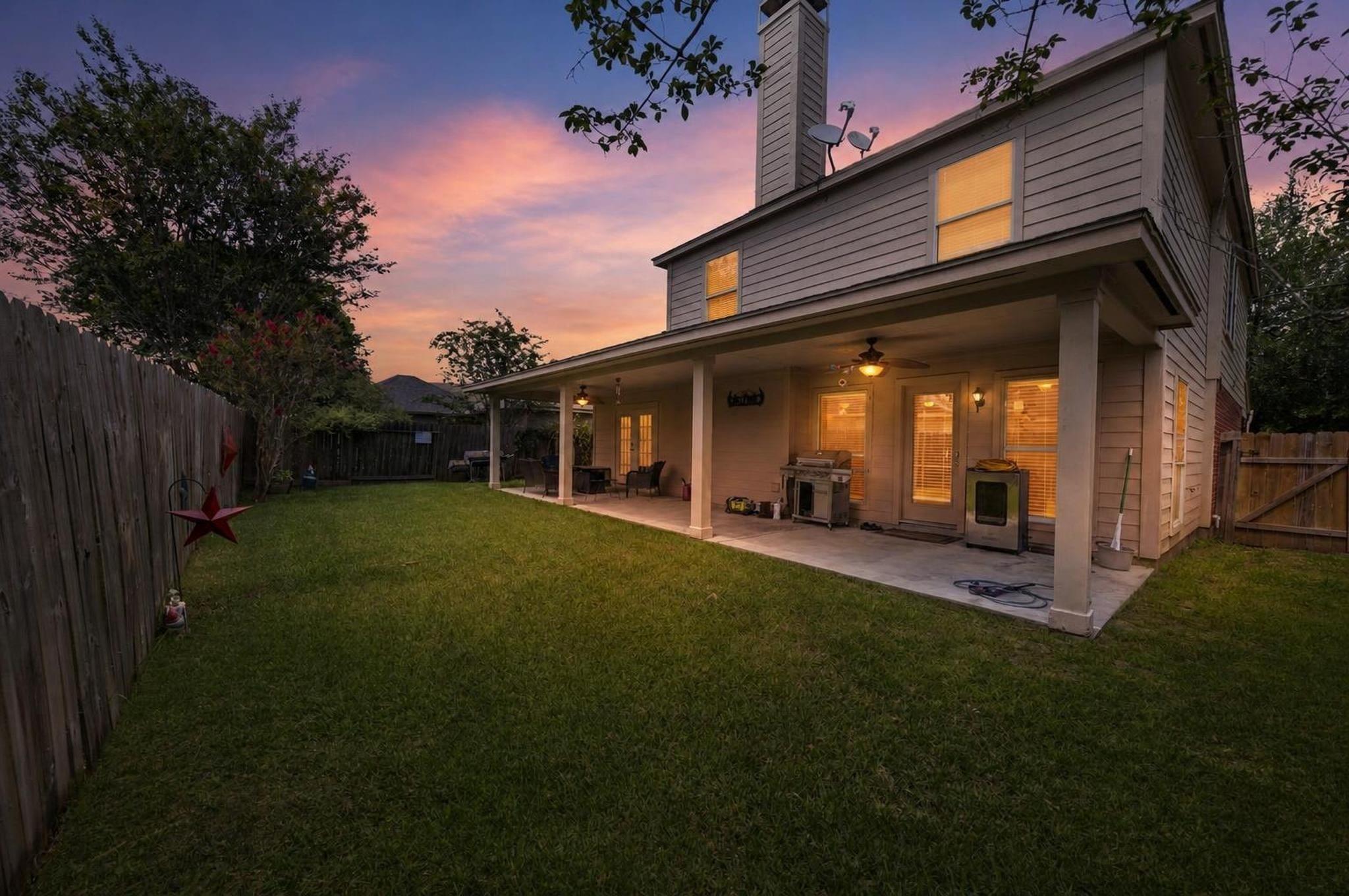 4903 Lake Daniel Court