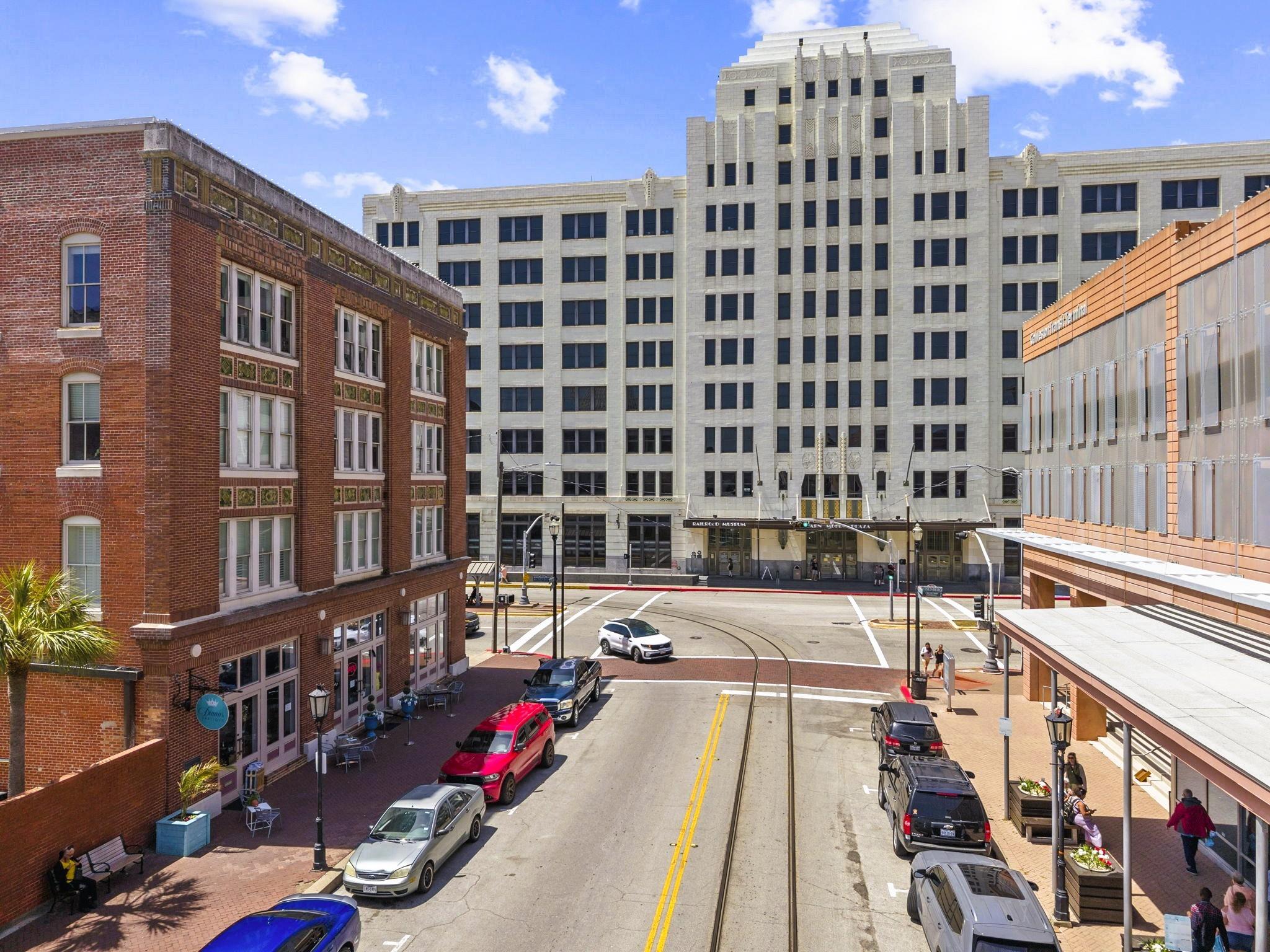 202 25th Street # 100