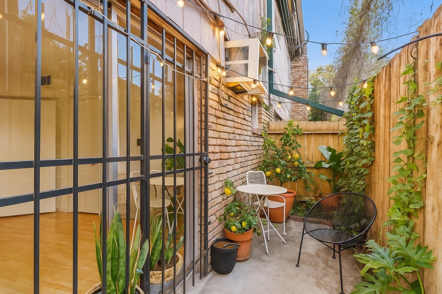 1849 Marshall Street # 9