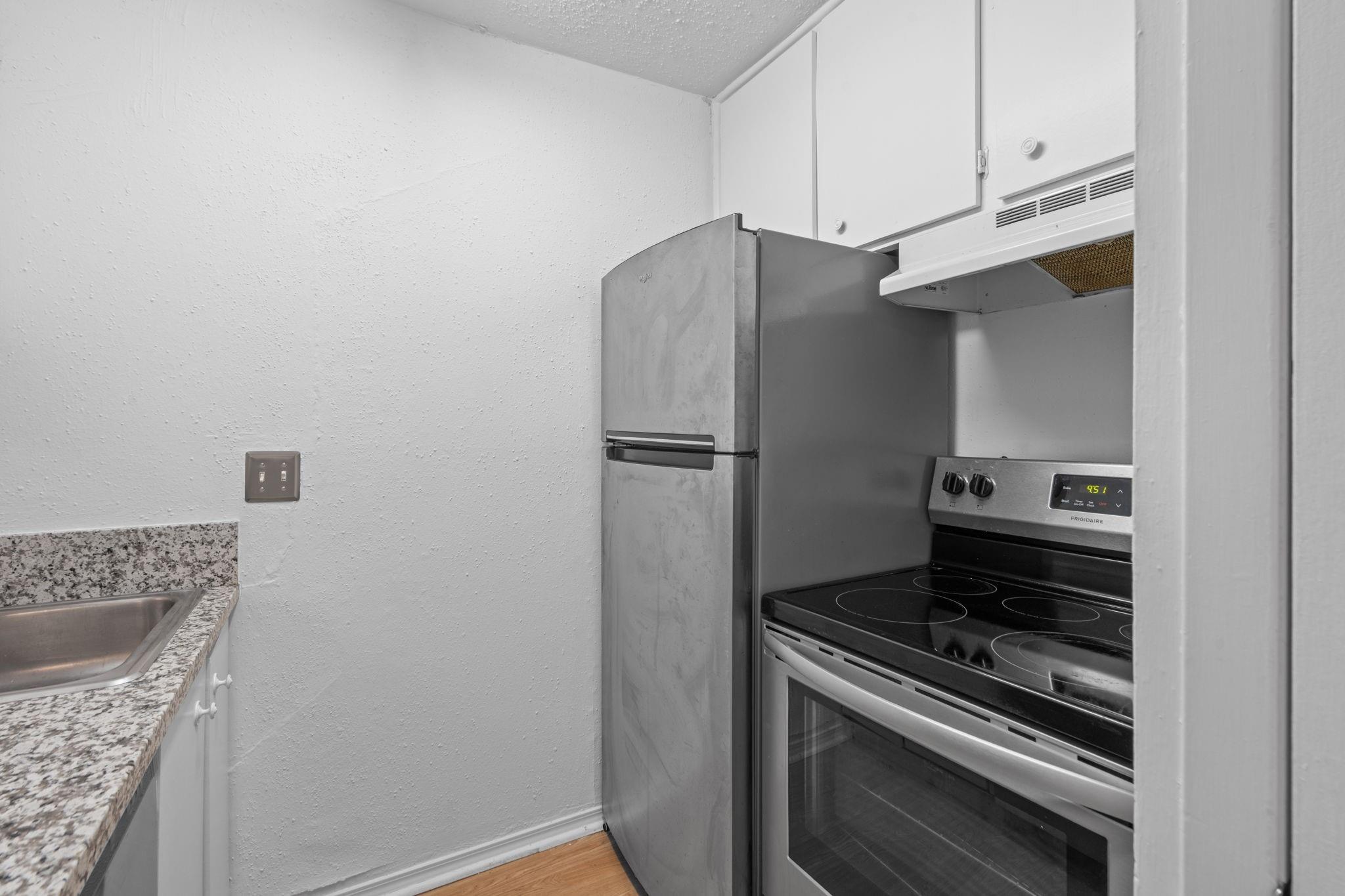 1849 Marshall Street # 9