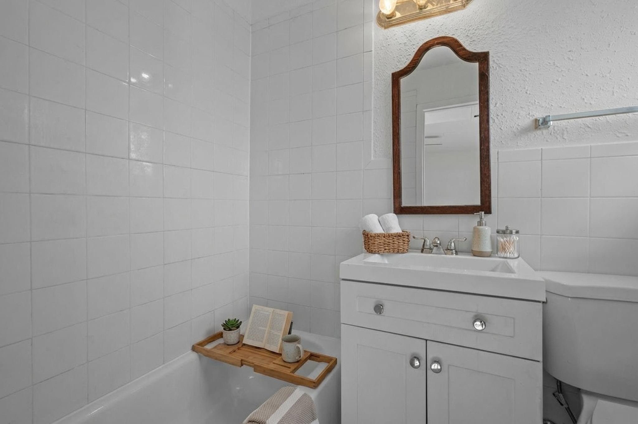 1849 Marshall Street # 9