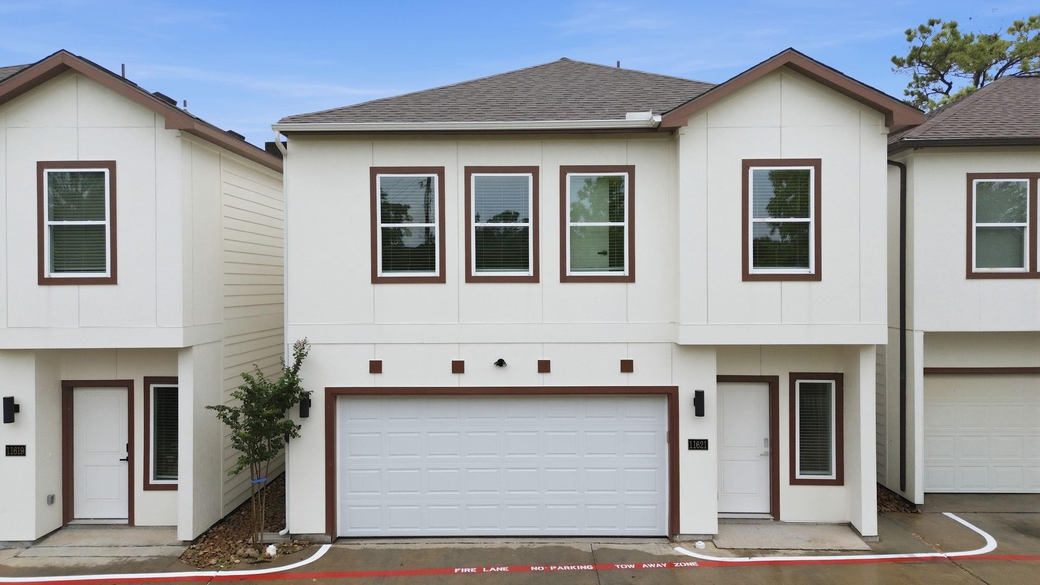 11621 Waldemar Drive