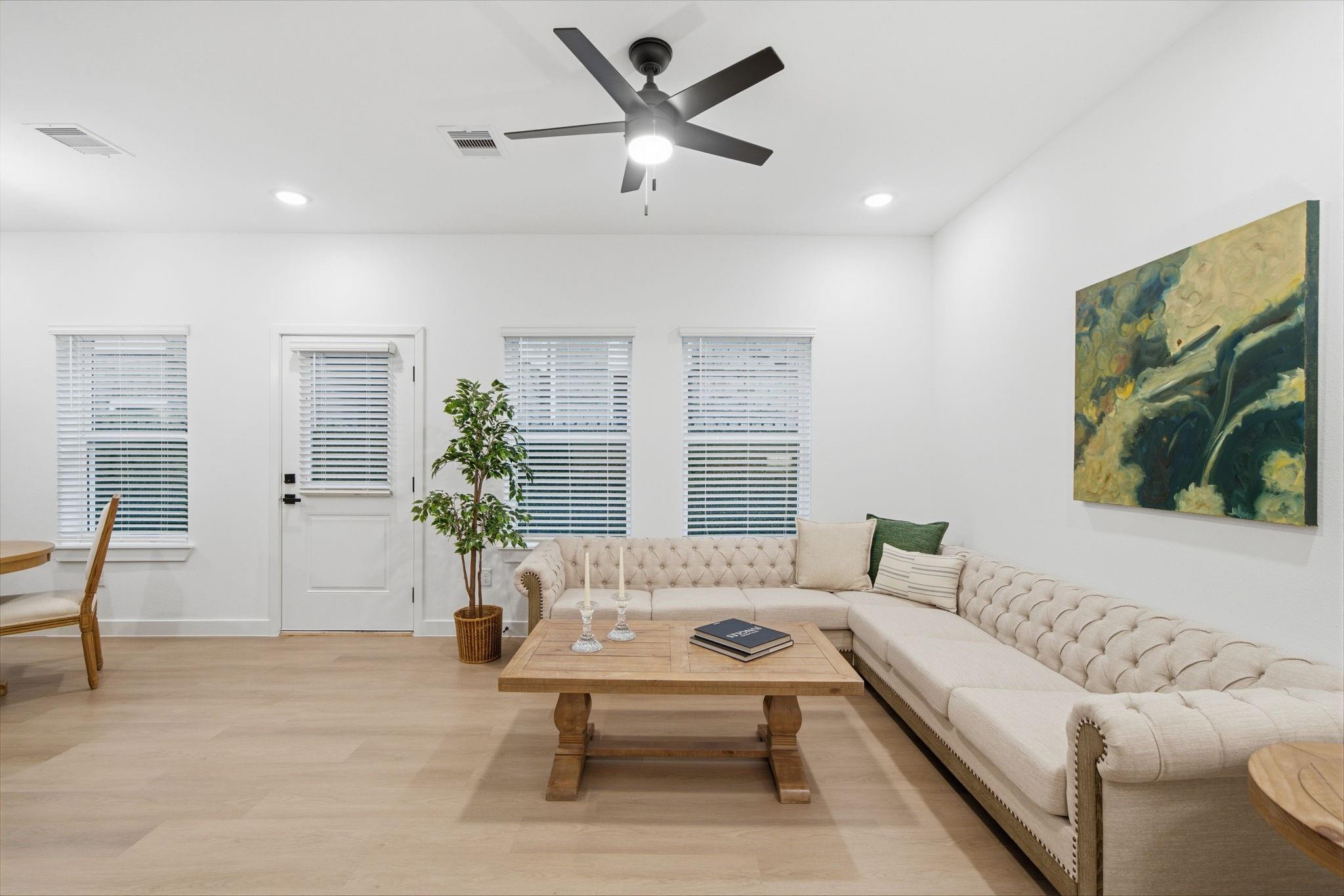11621 Waldemar Drive
