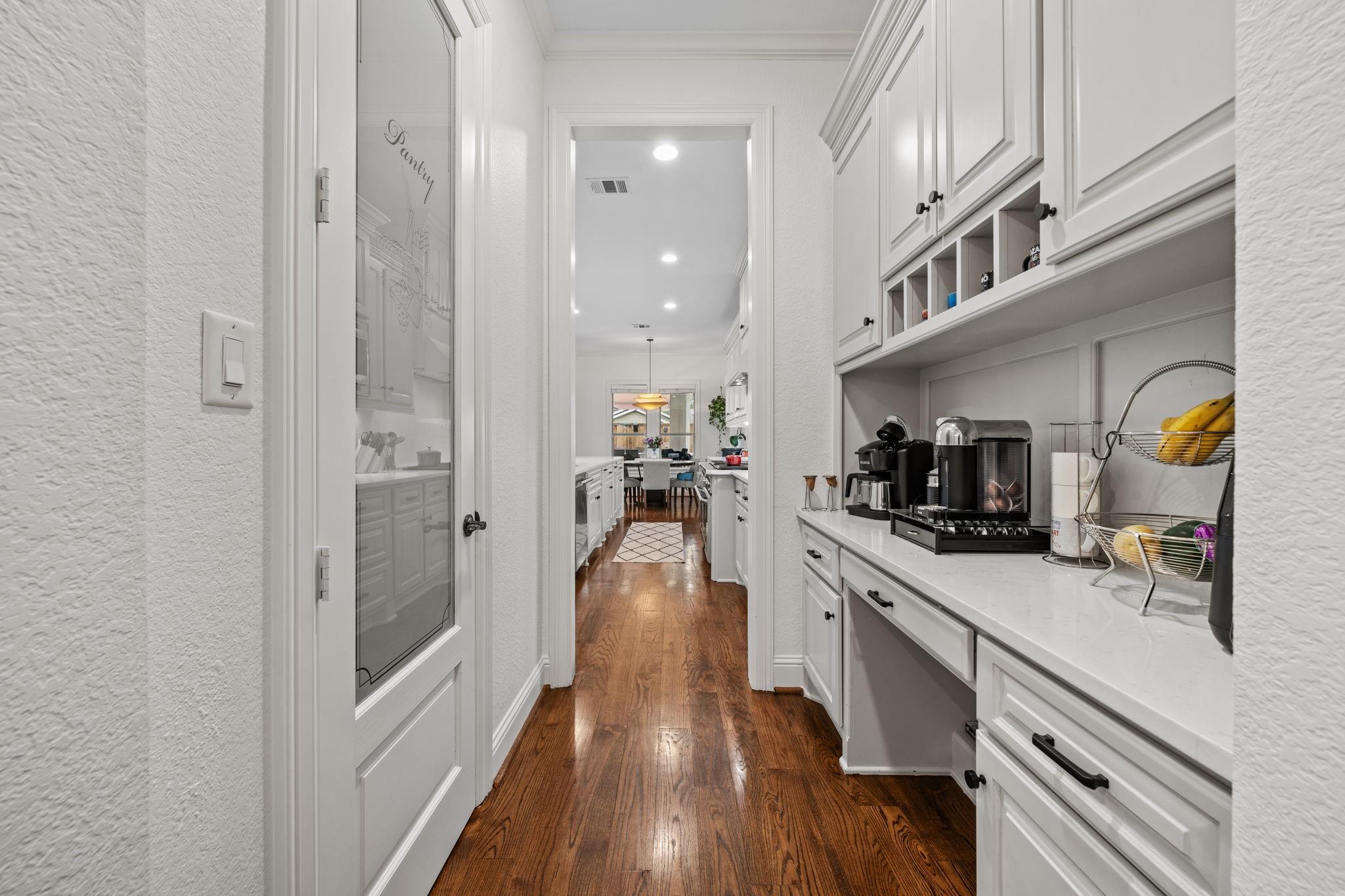 1835 Hewitt Drive