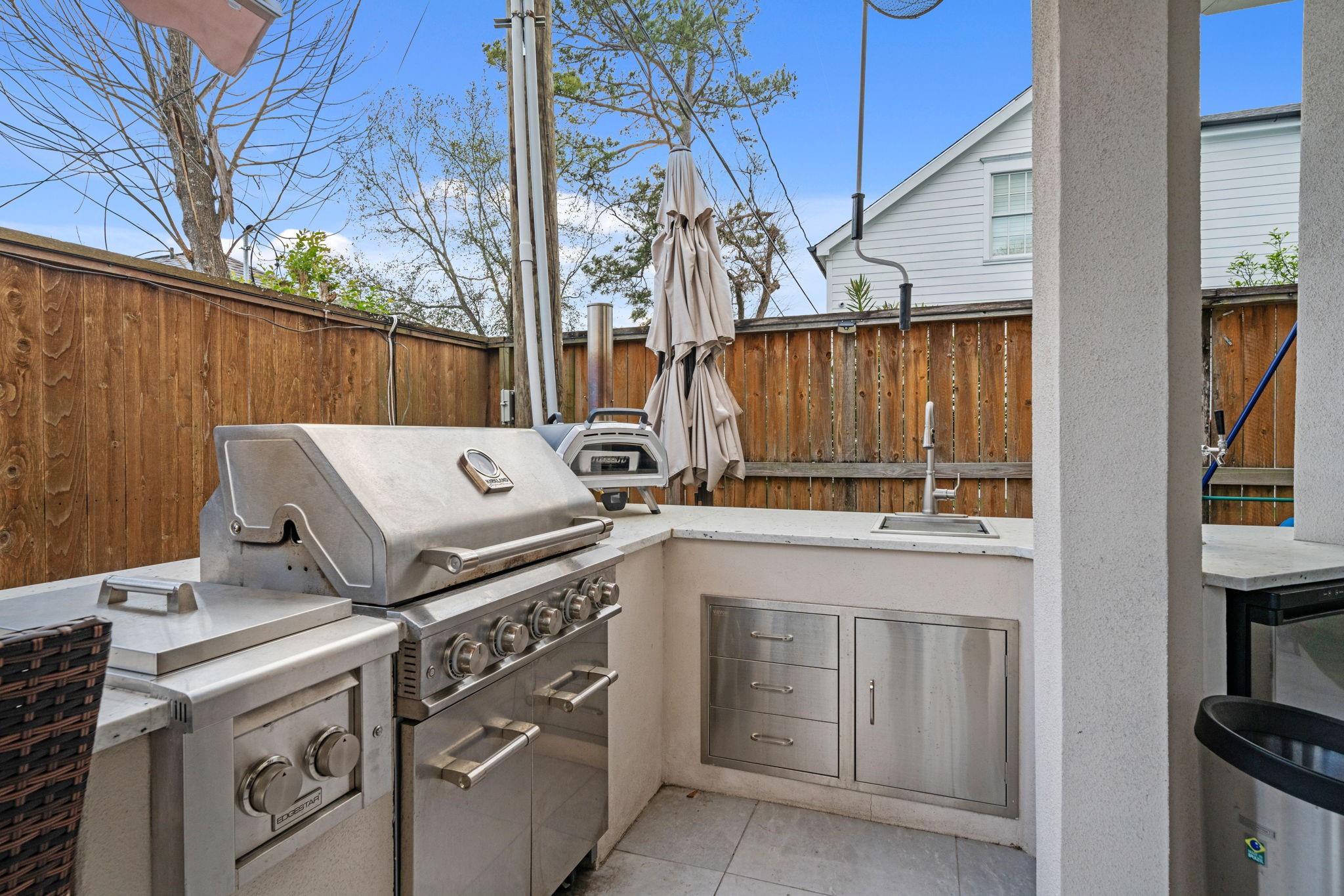 1835 Hewitt Drive