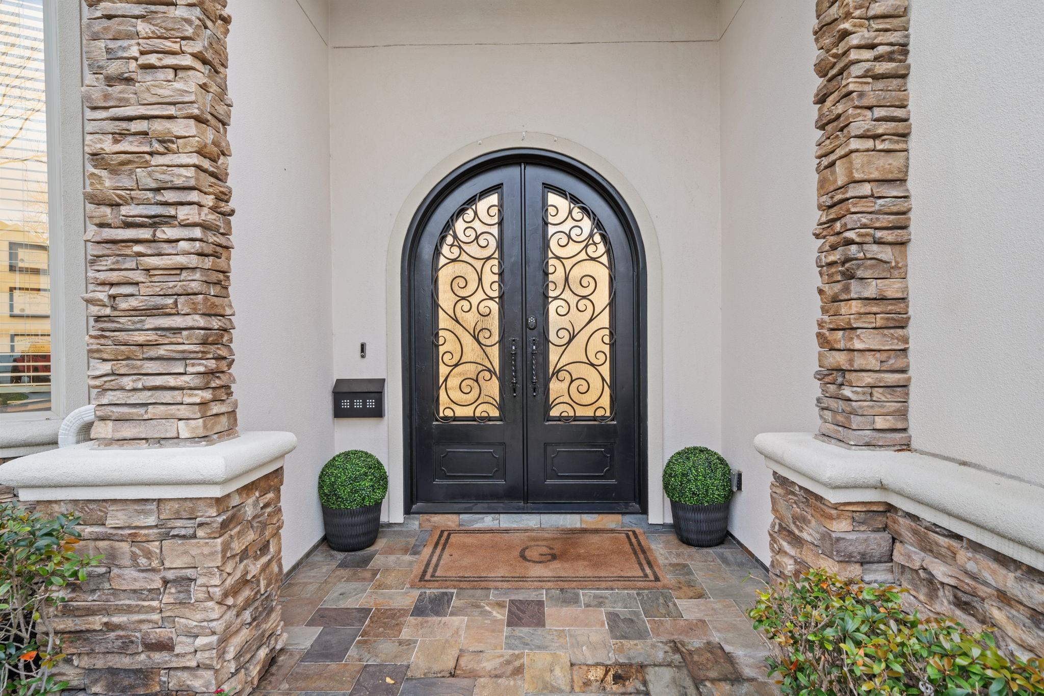 1835 Hewitt Drive
