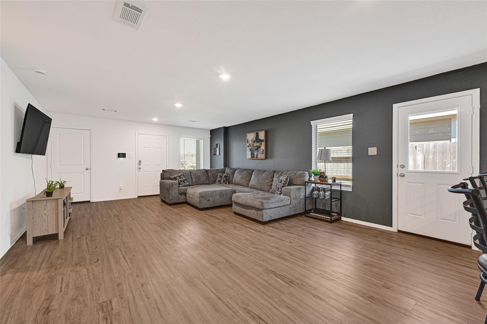 22326 Mountain Pine Drive