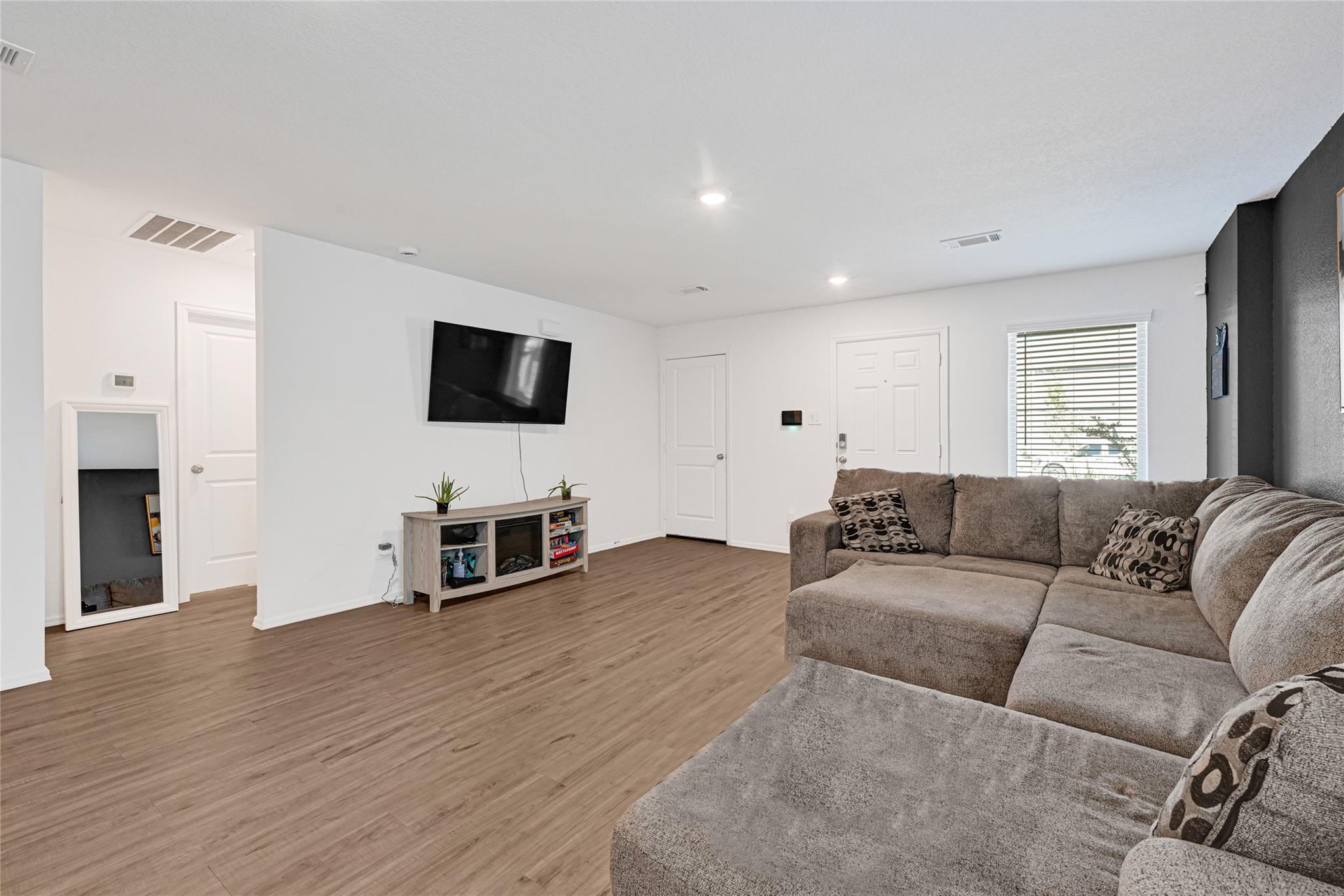 22326 Mountain Pine Drive