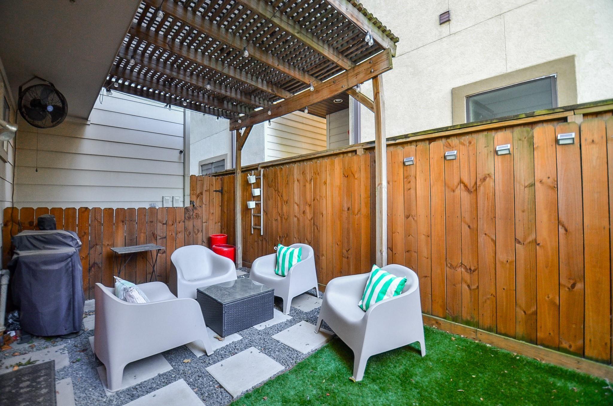 1116 Columbus Street