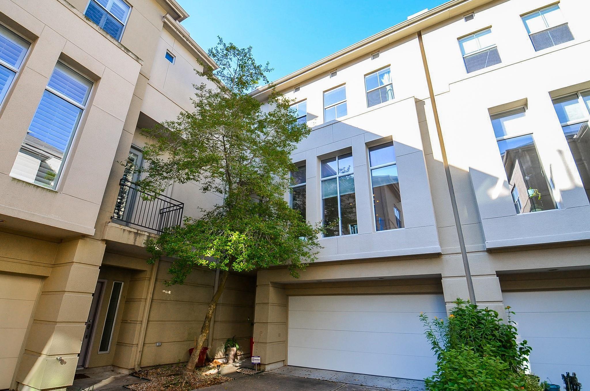 1116 Columbus Street