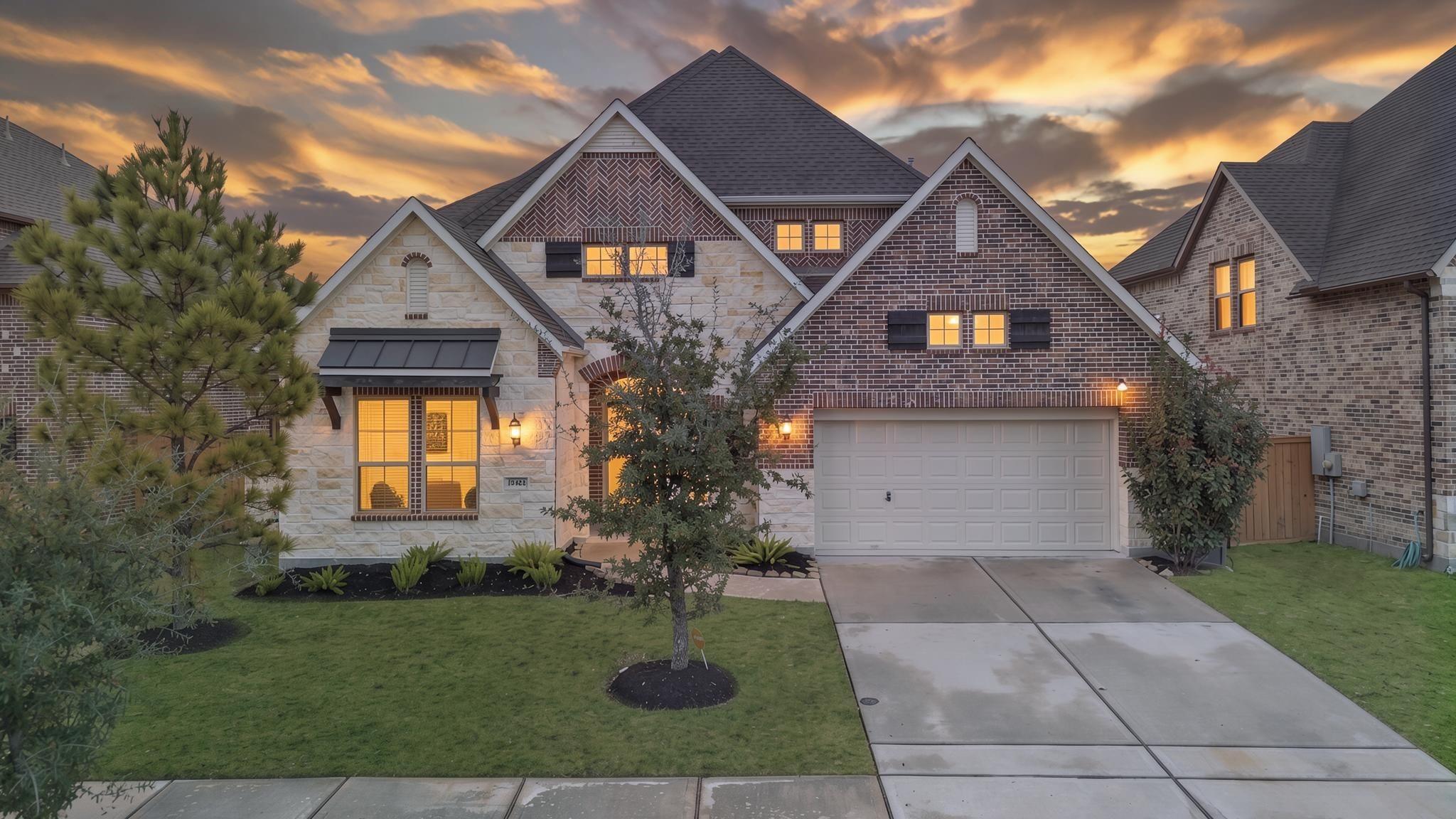 15422 Trumball Manor Drive