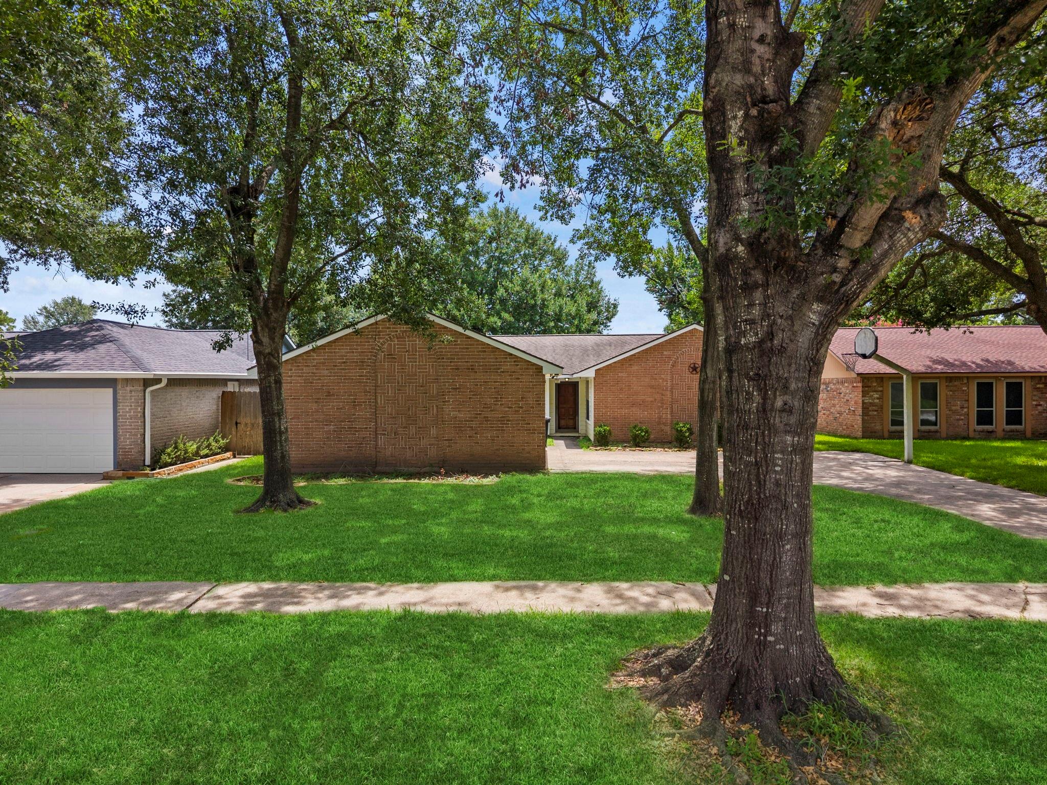 11210 Daybreak Lane