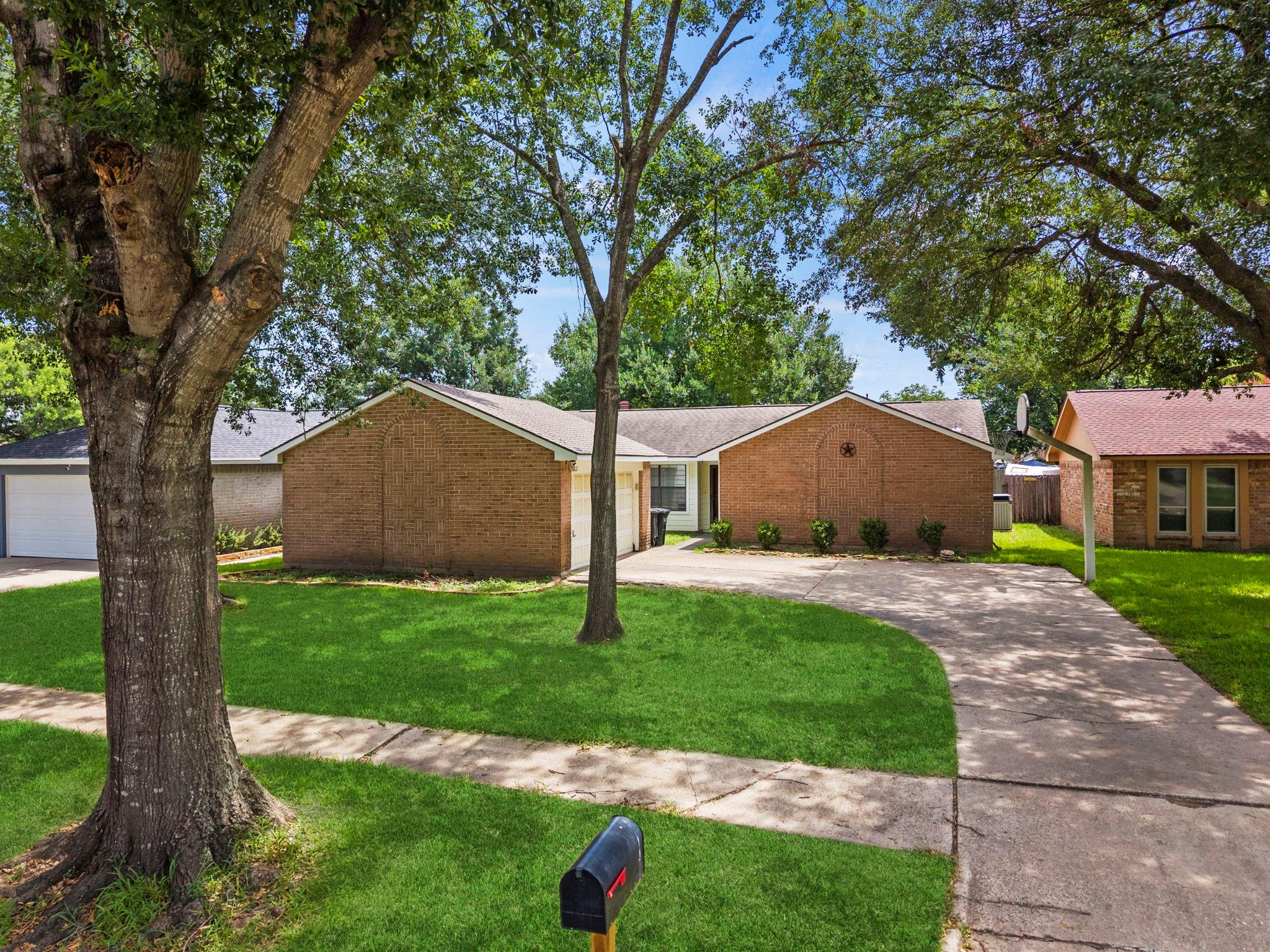 11210 Daybreak Lane