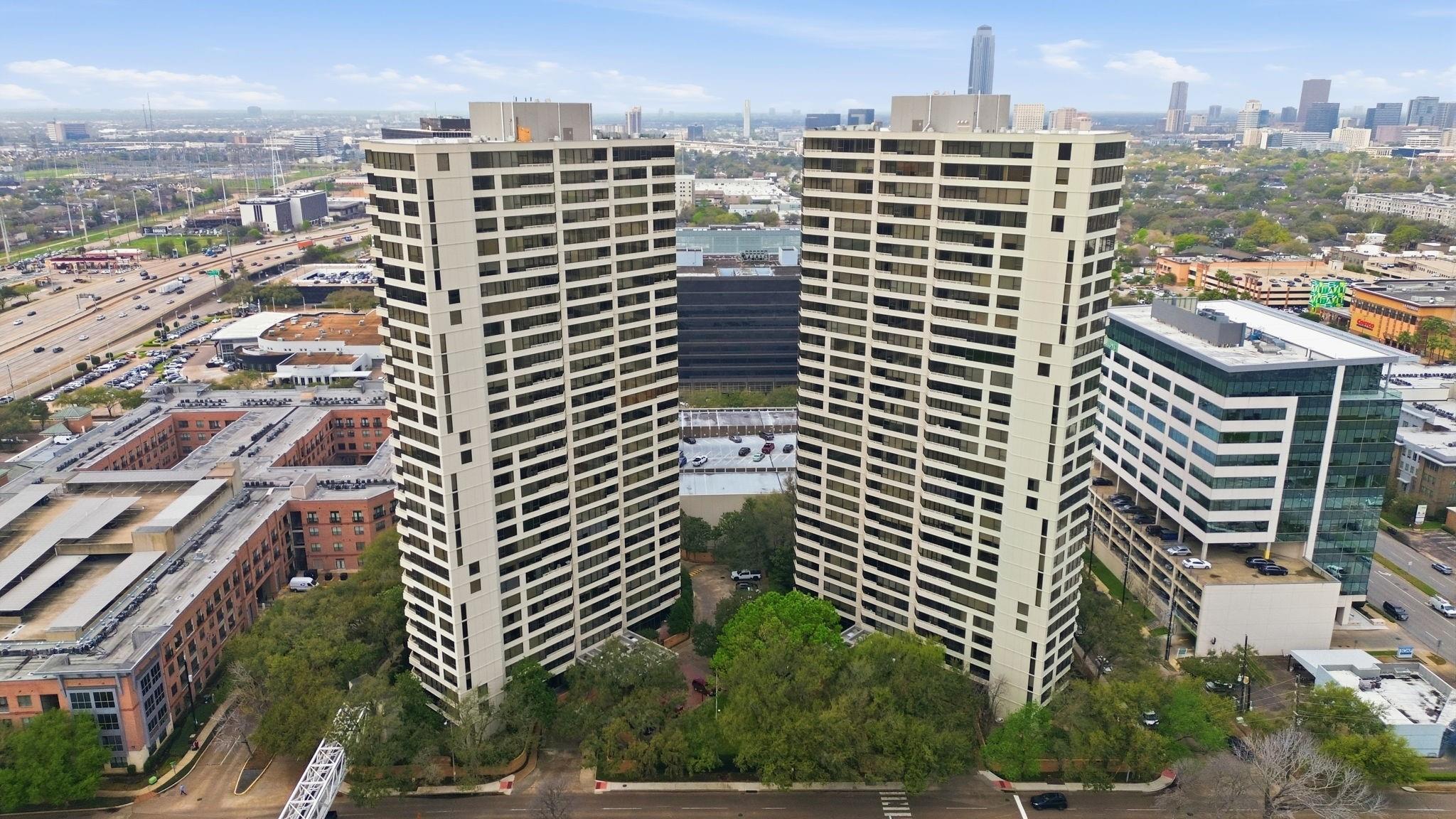 15 Greenway Plaza # 25J