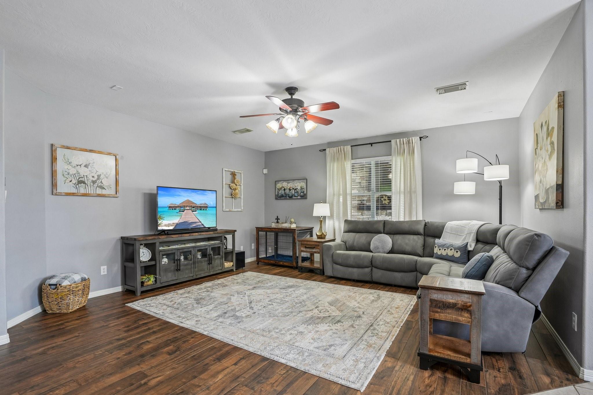 6159 Warrington Lane