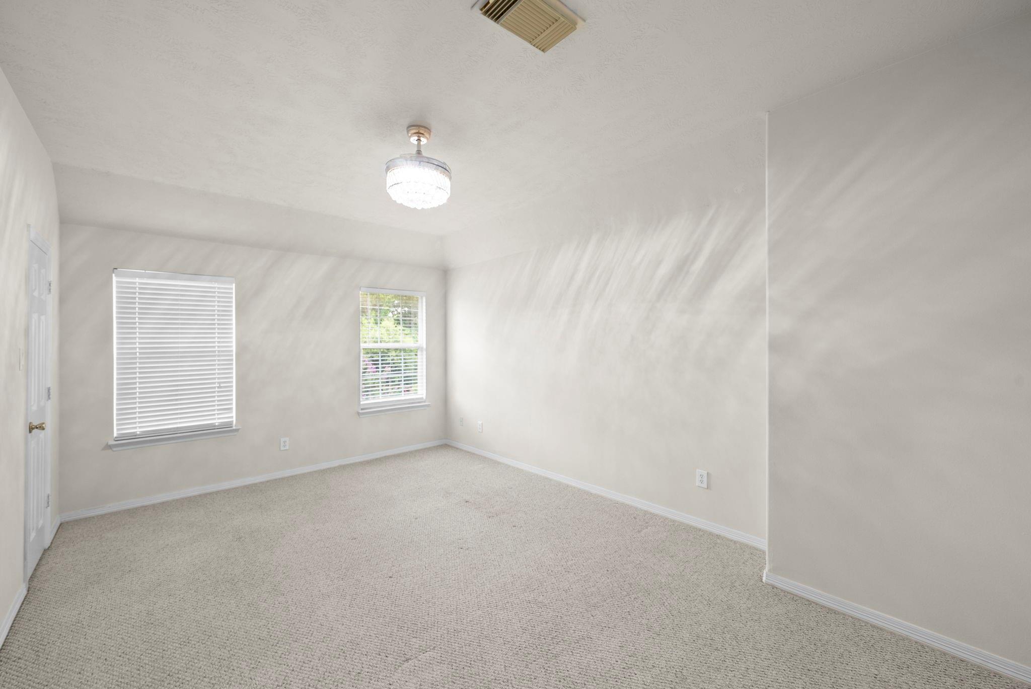 5526 Darschelle Drive