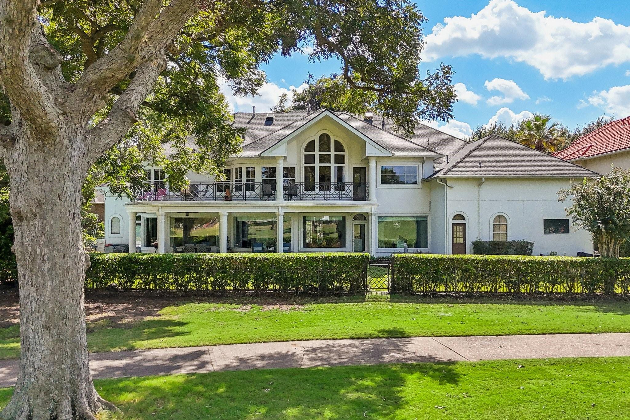 6 Farrell Ridge Drive