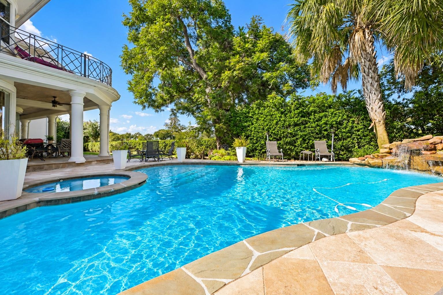 6 Farrell Ridge Drive