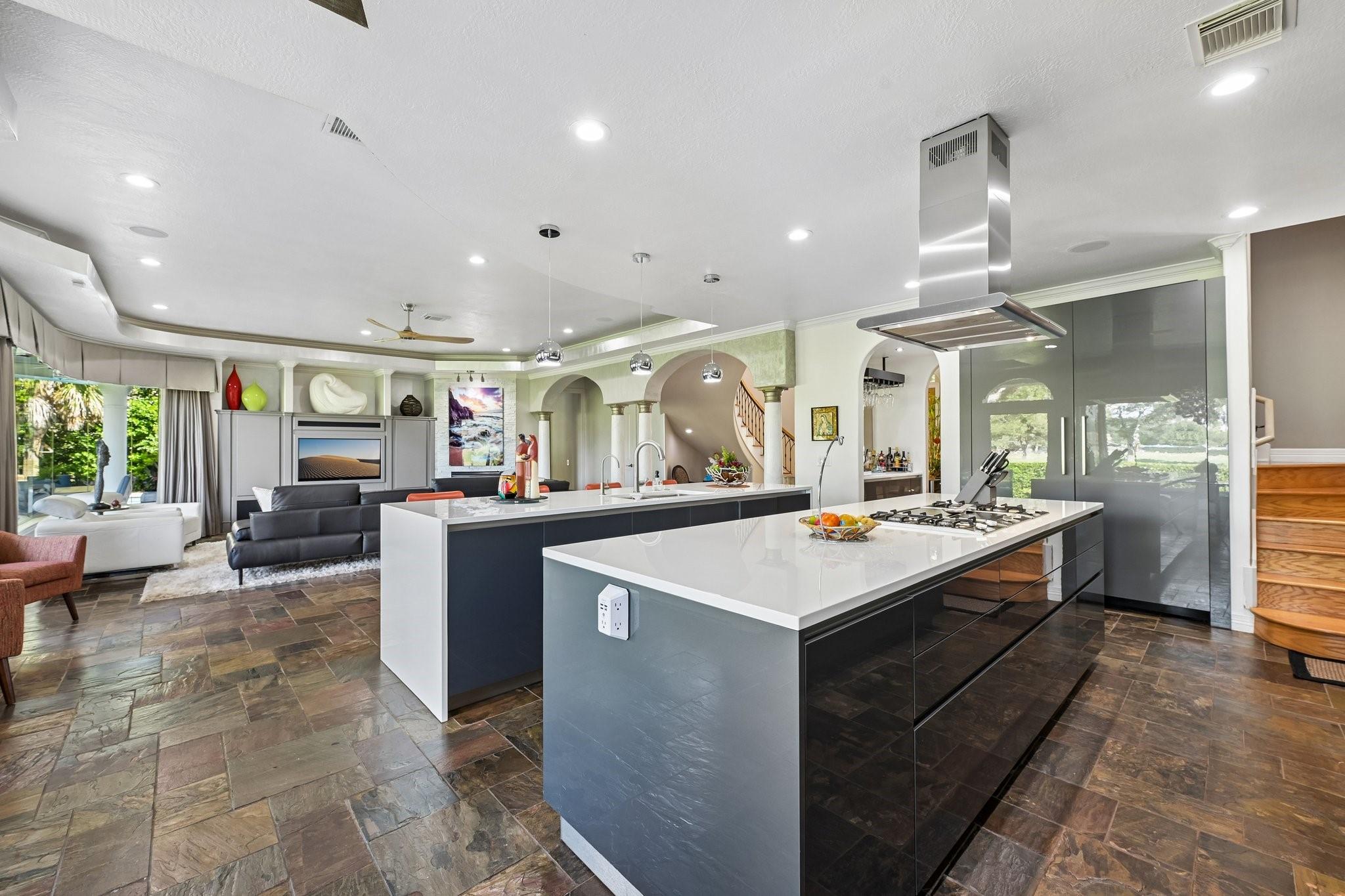 6 Farrell Ridge Drive