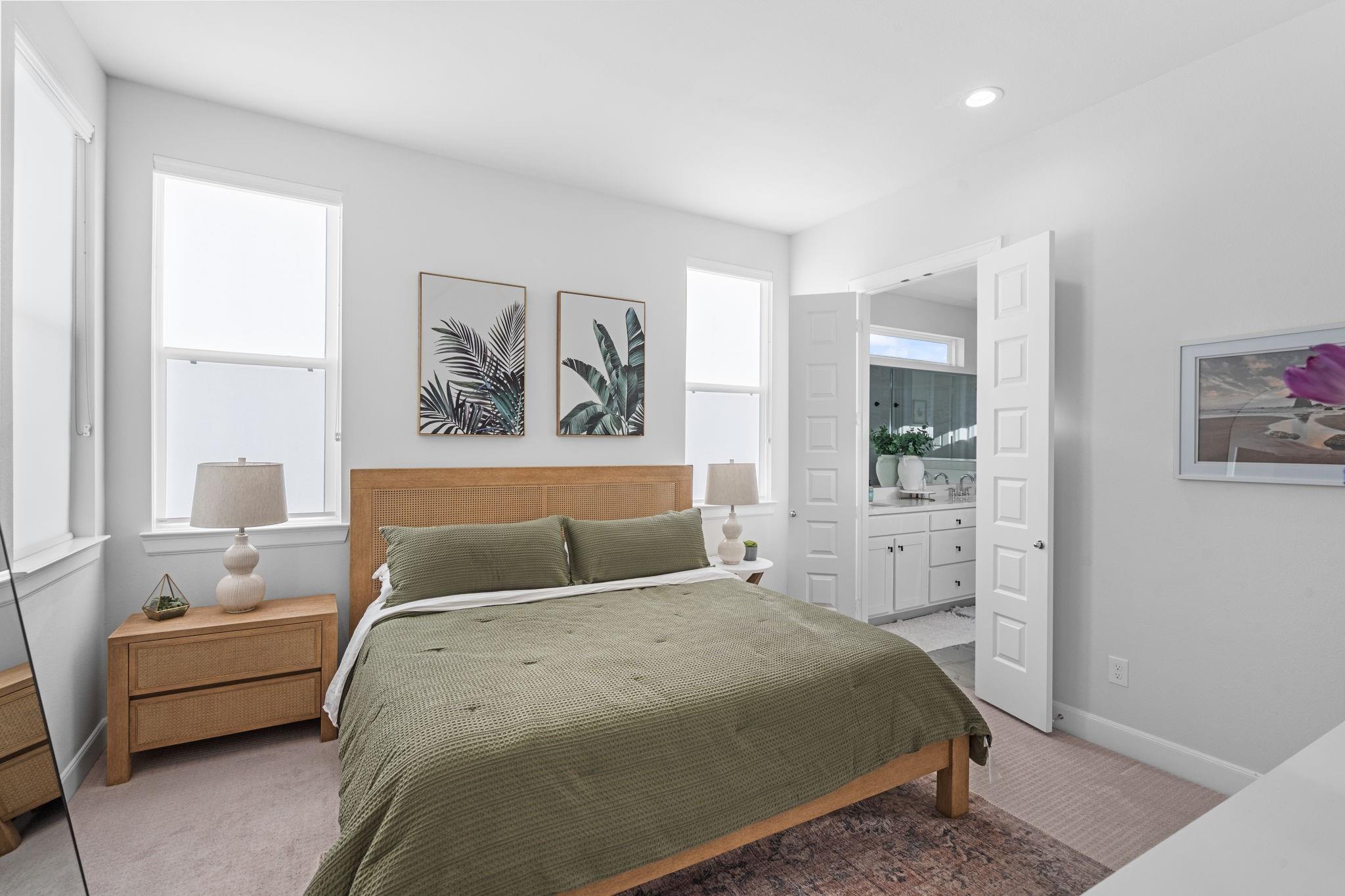 502 W Donovan Street # F