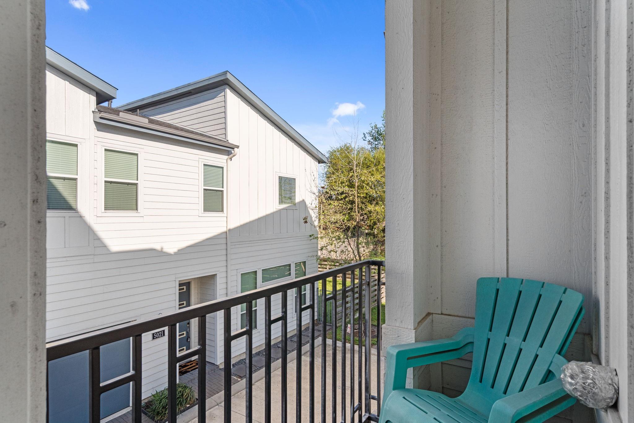 502 W Donovan Street # F