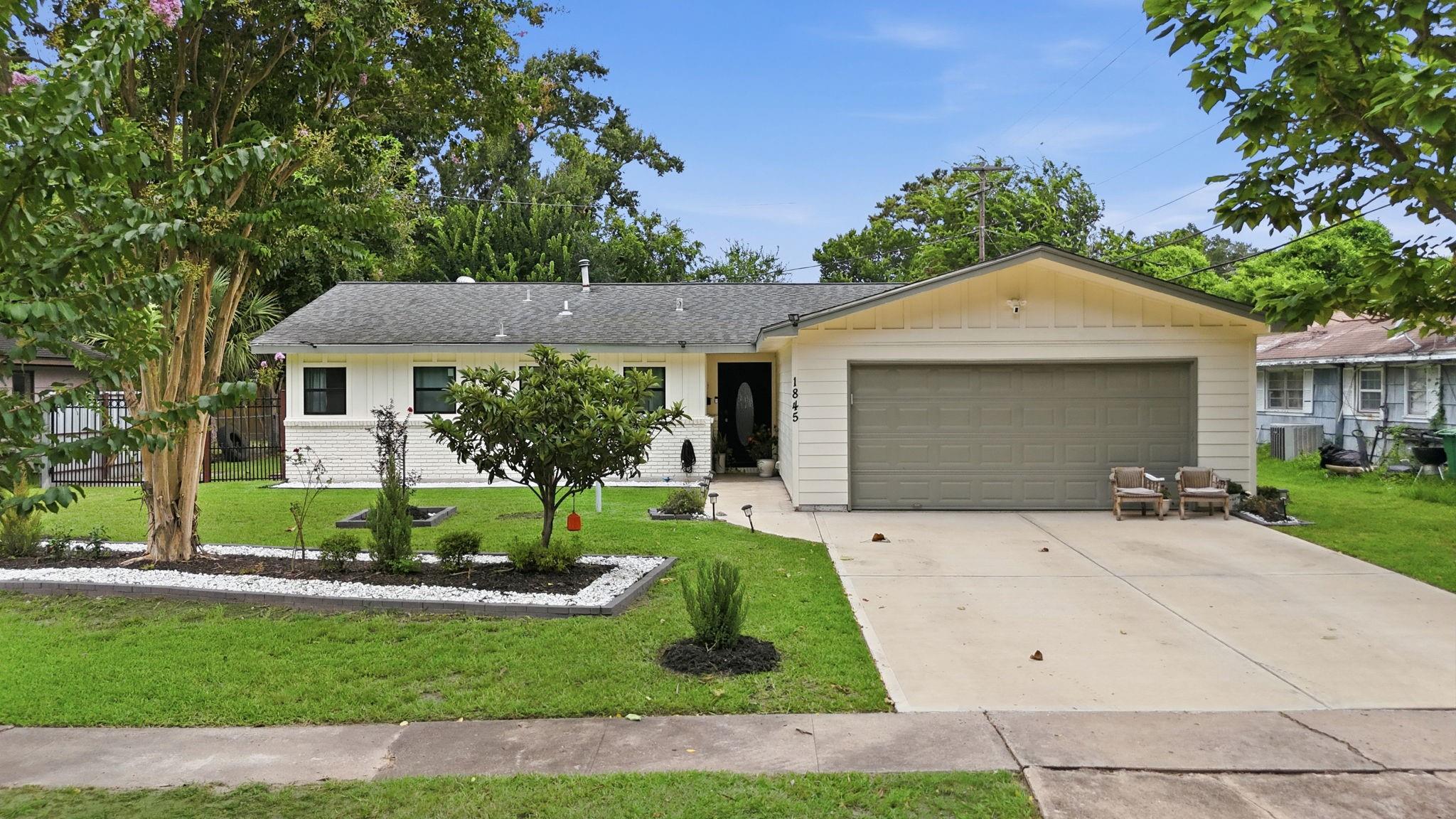 1845 Westcrest Drive