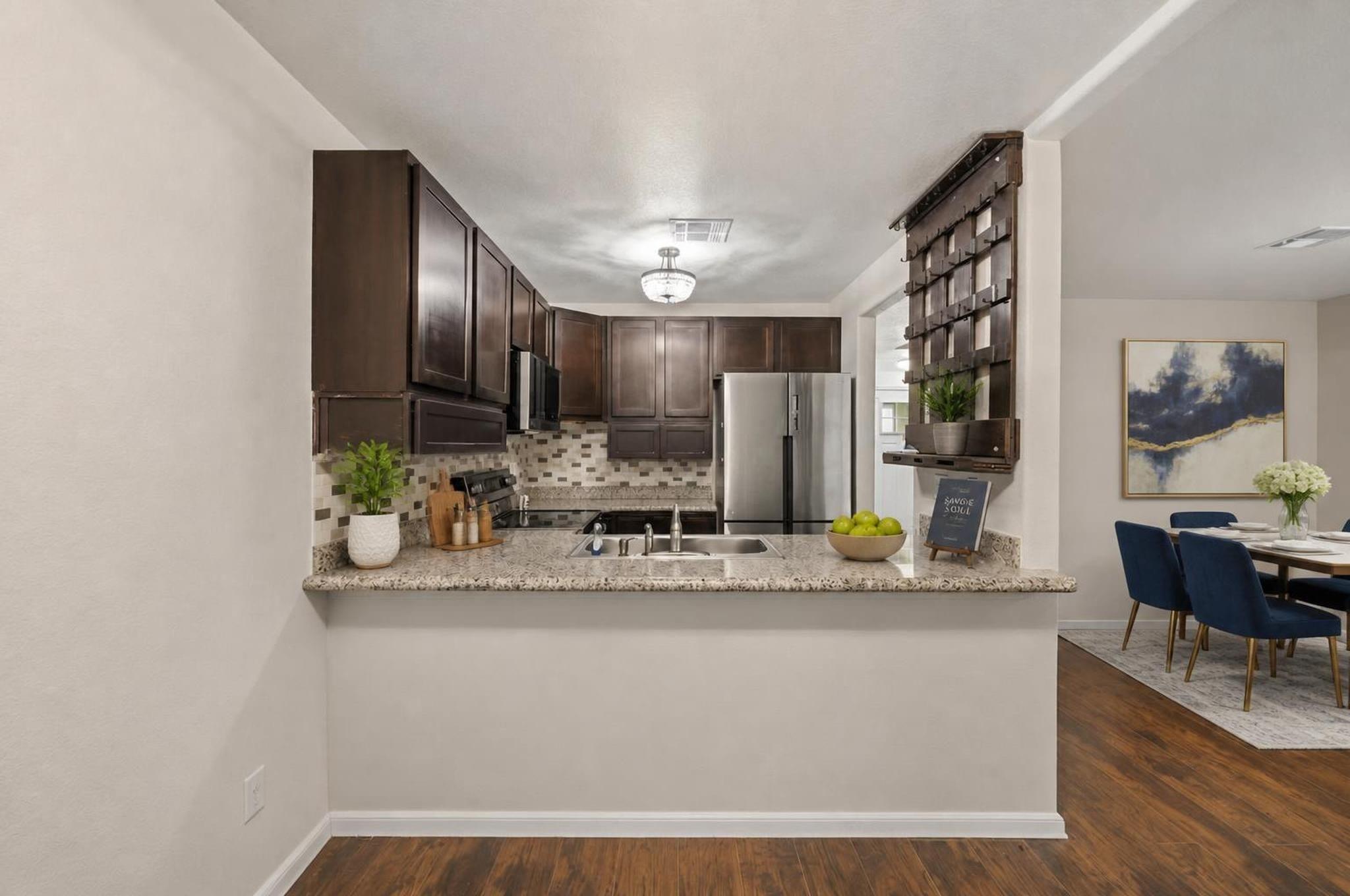 16478 Eastchase