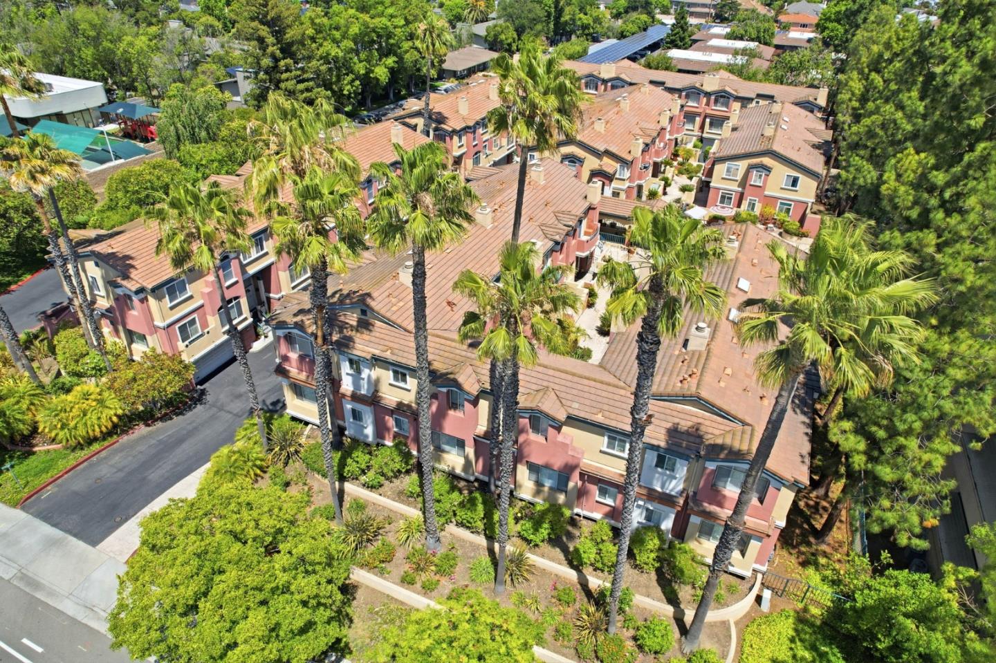 7285 Ventana Drive