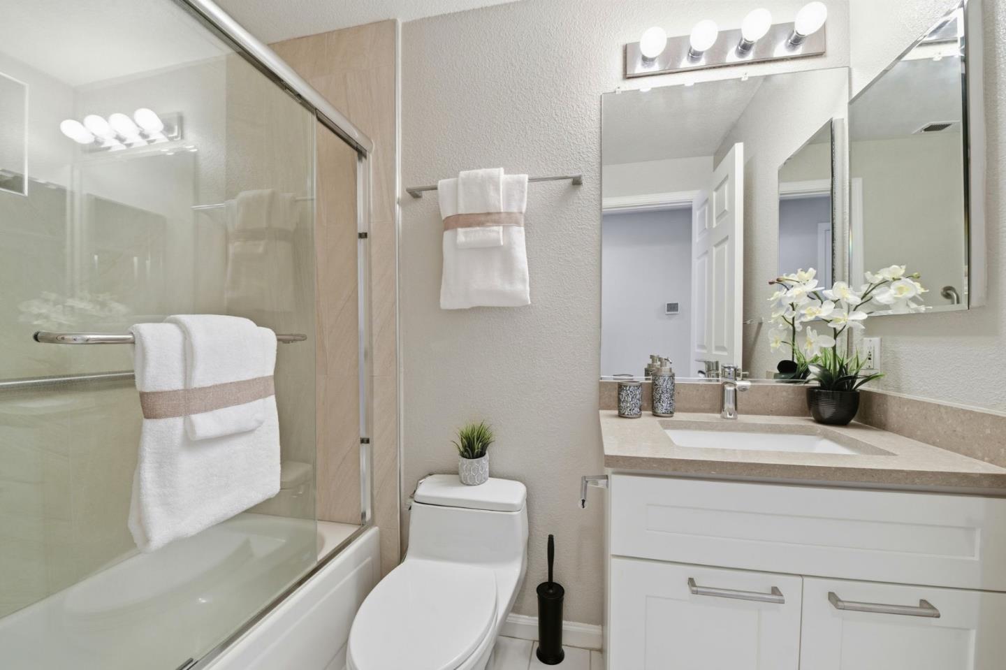 7285 Ventana Drive