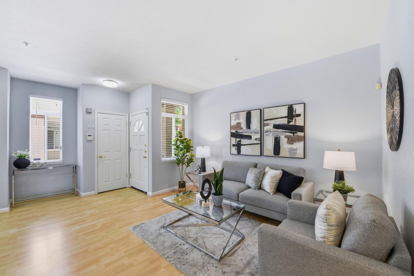 7285 Ventana Drive