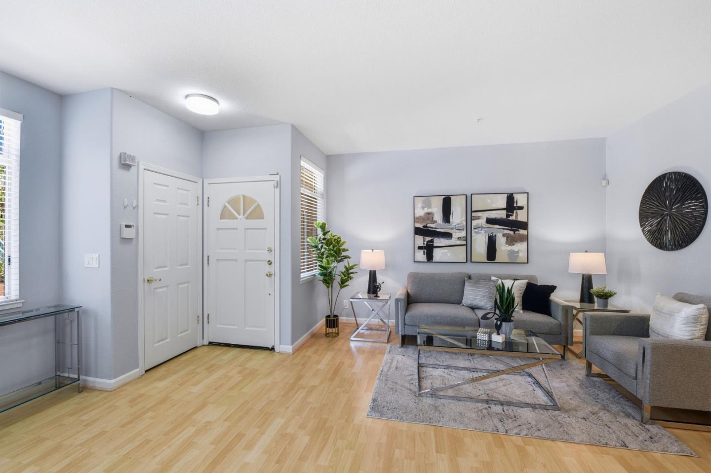 7285 Ventana Drive