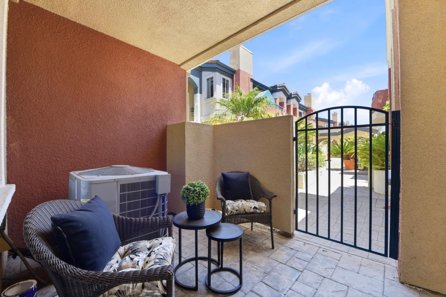 7285 Ventana Drive