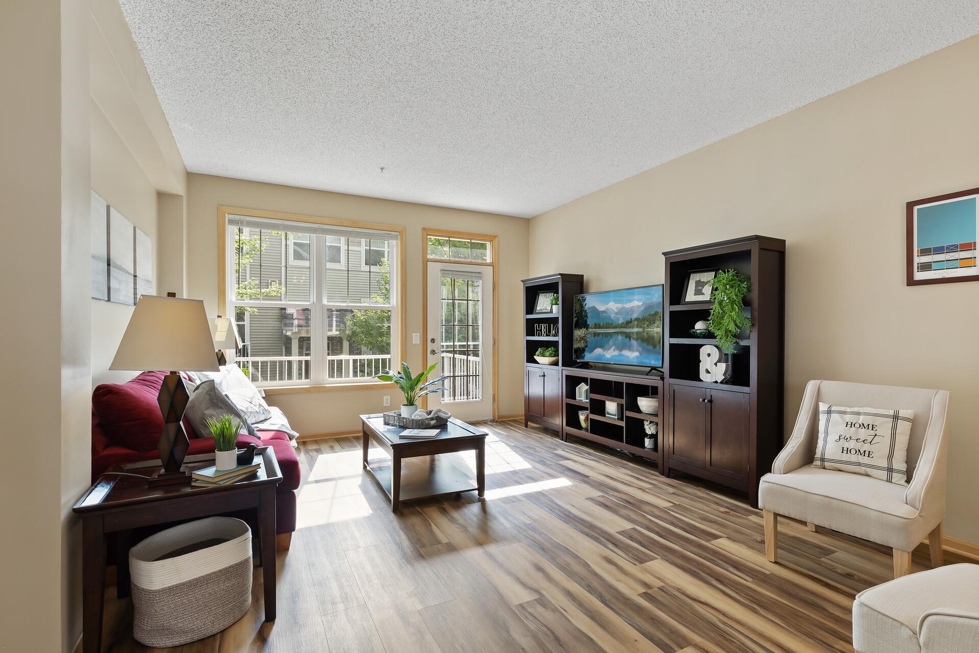 17111 72nd Avenue N Unit: 4402