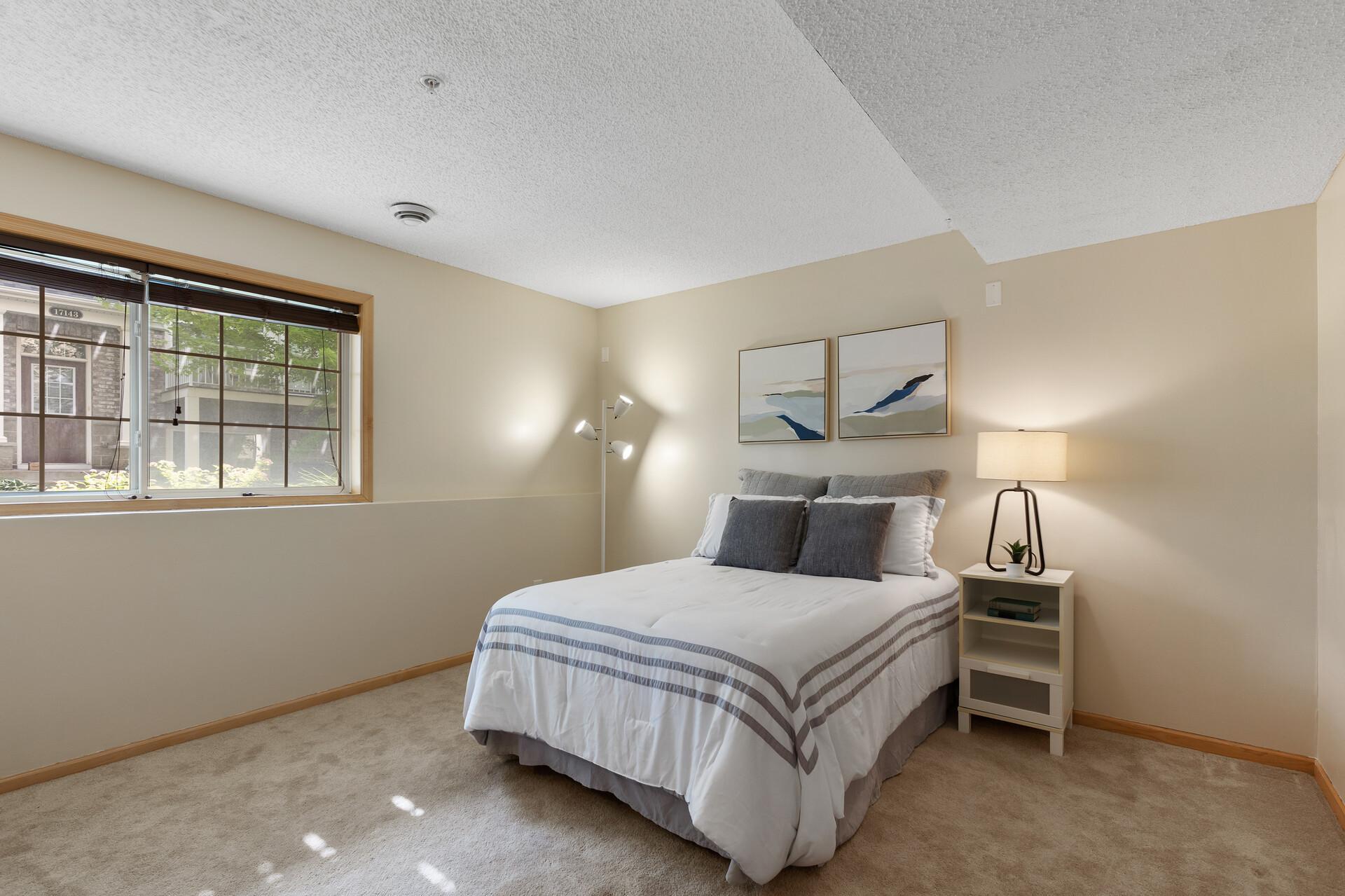 17111 72nd Avenue N Unit: 4402