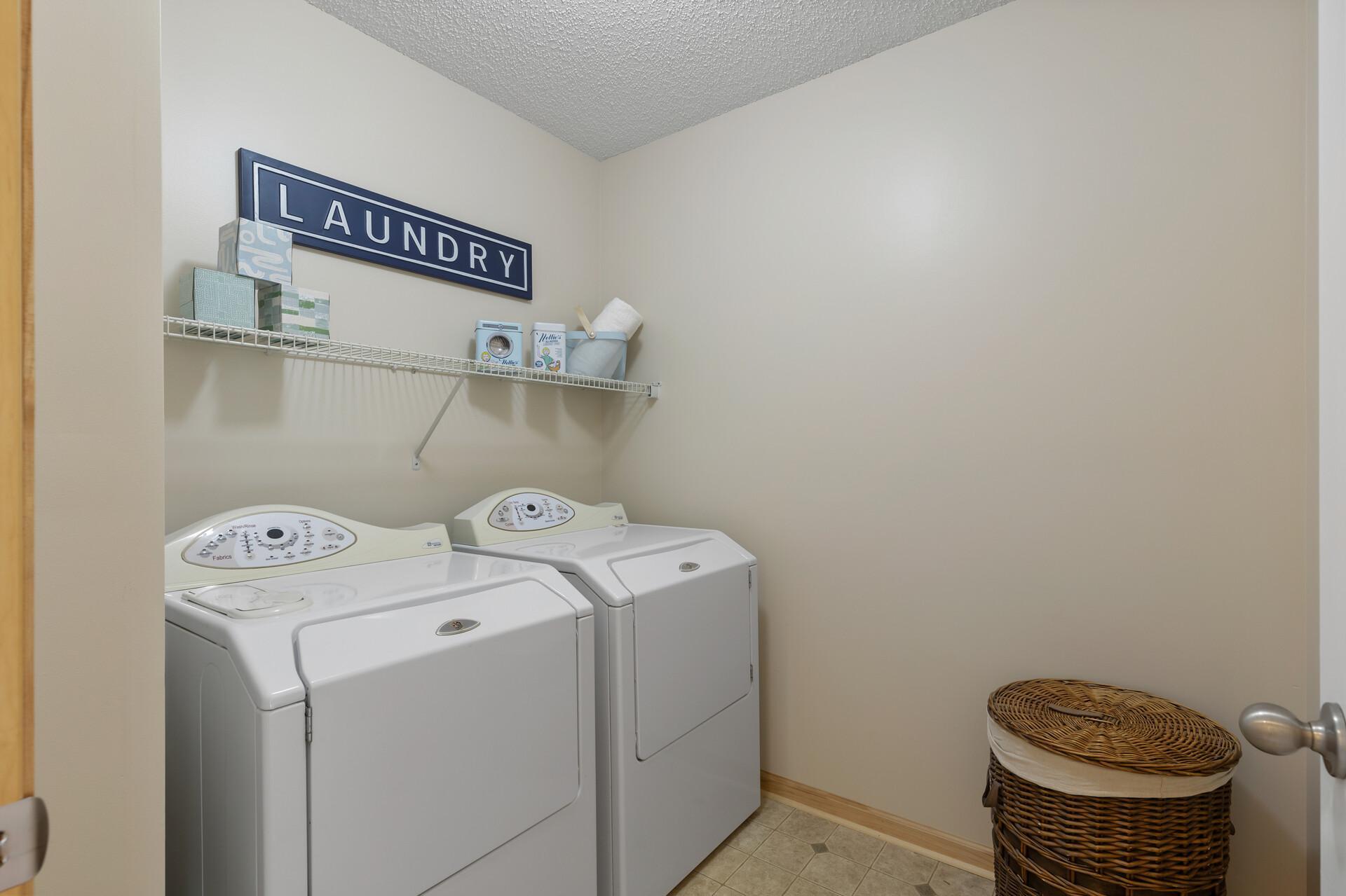 17111 72nd Avenue N Unit: 4402