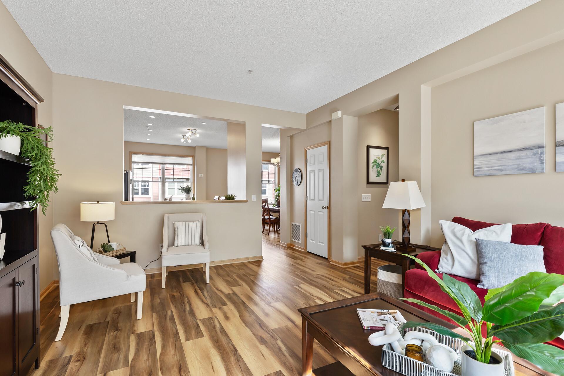 17111 72nd Avenue N Unit: 4402