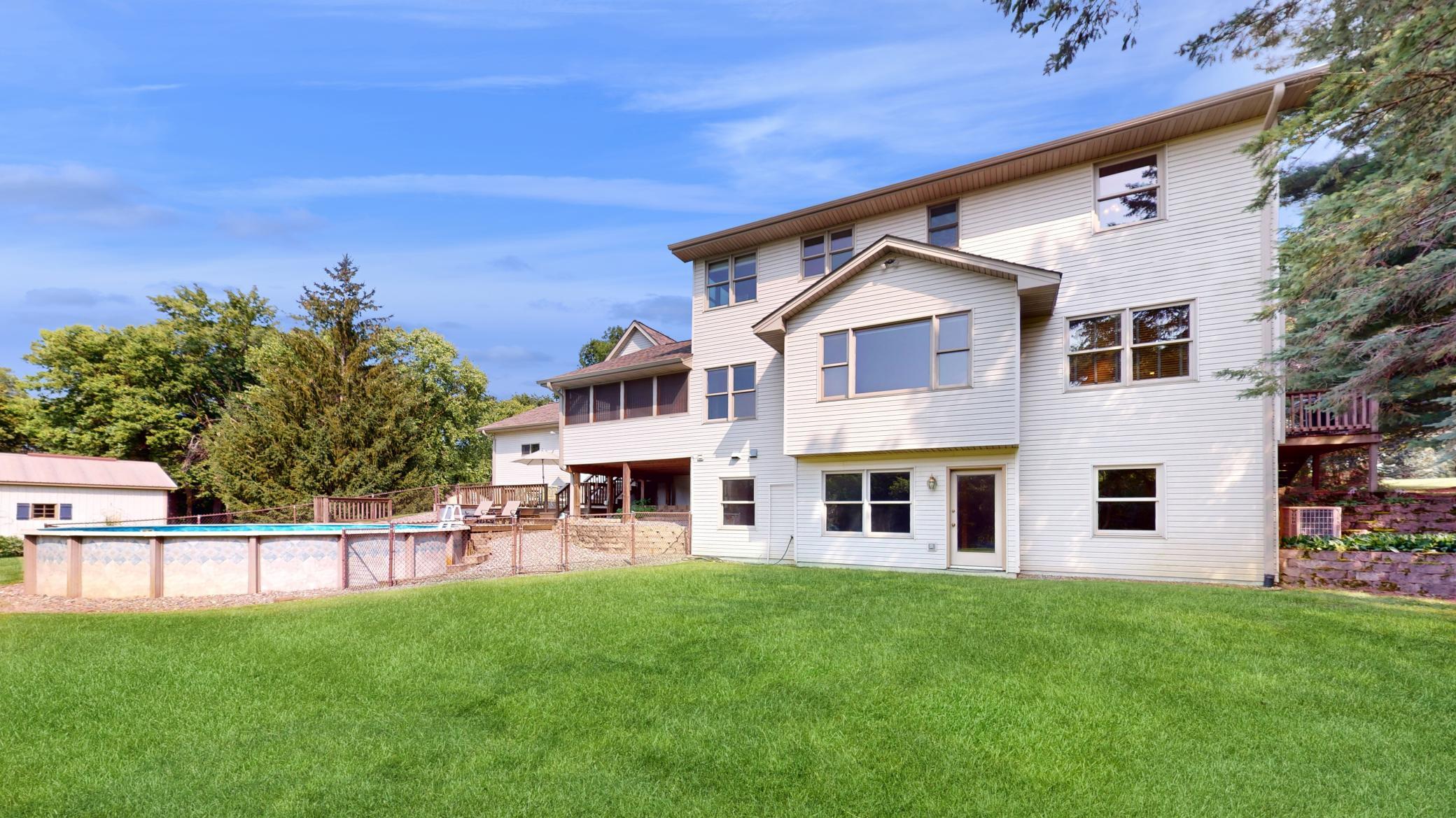 10725 Greenfield Road