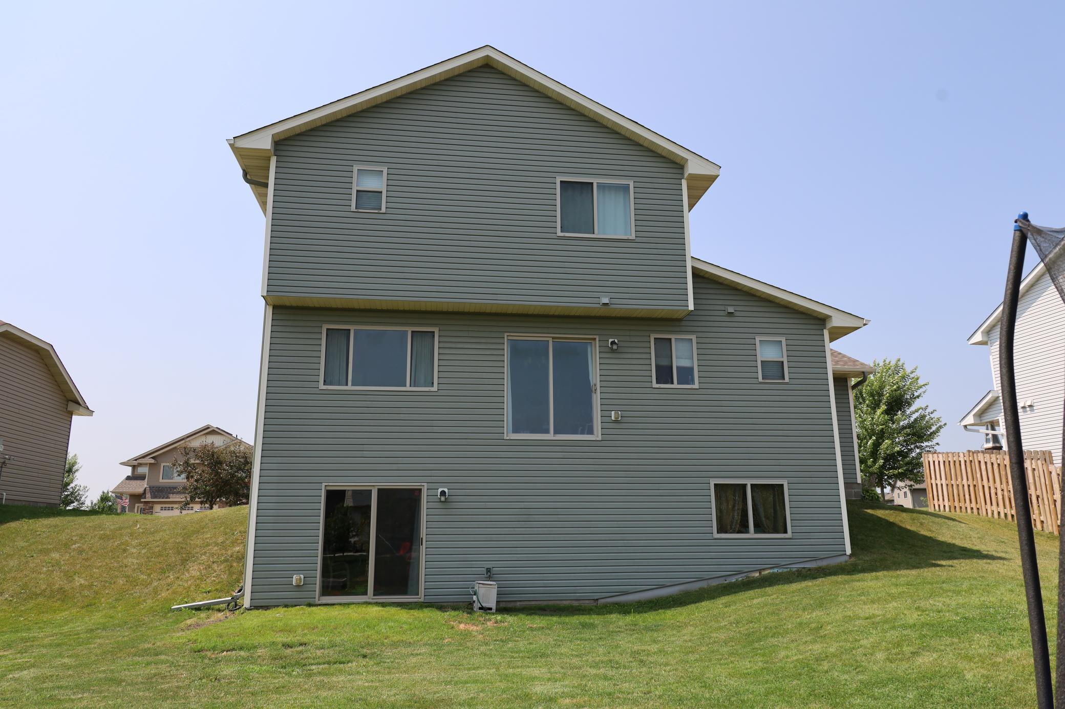 1706 Redhawk Way